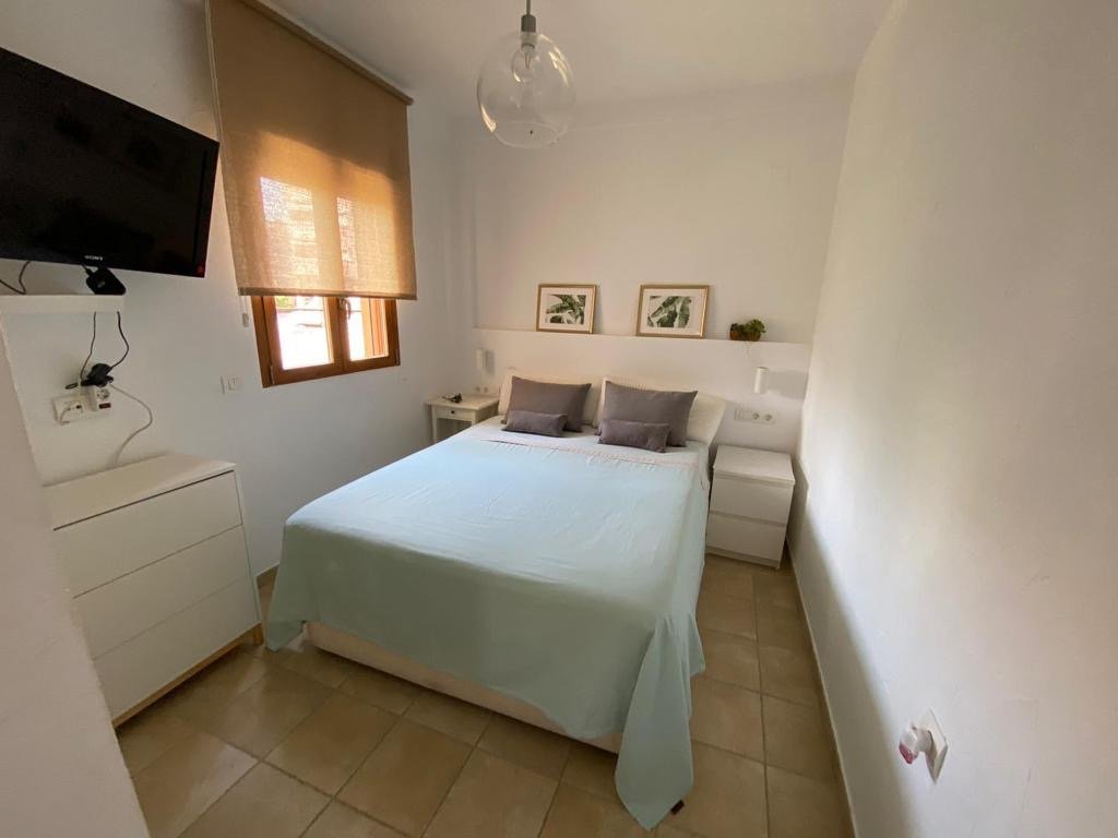 property image #2
