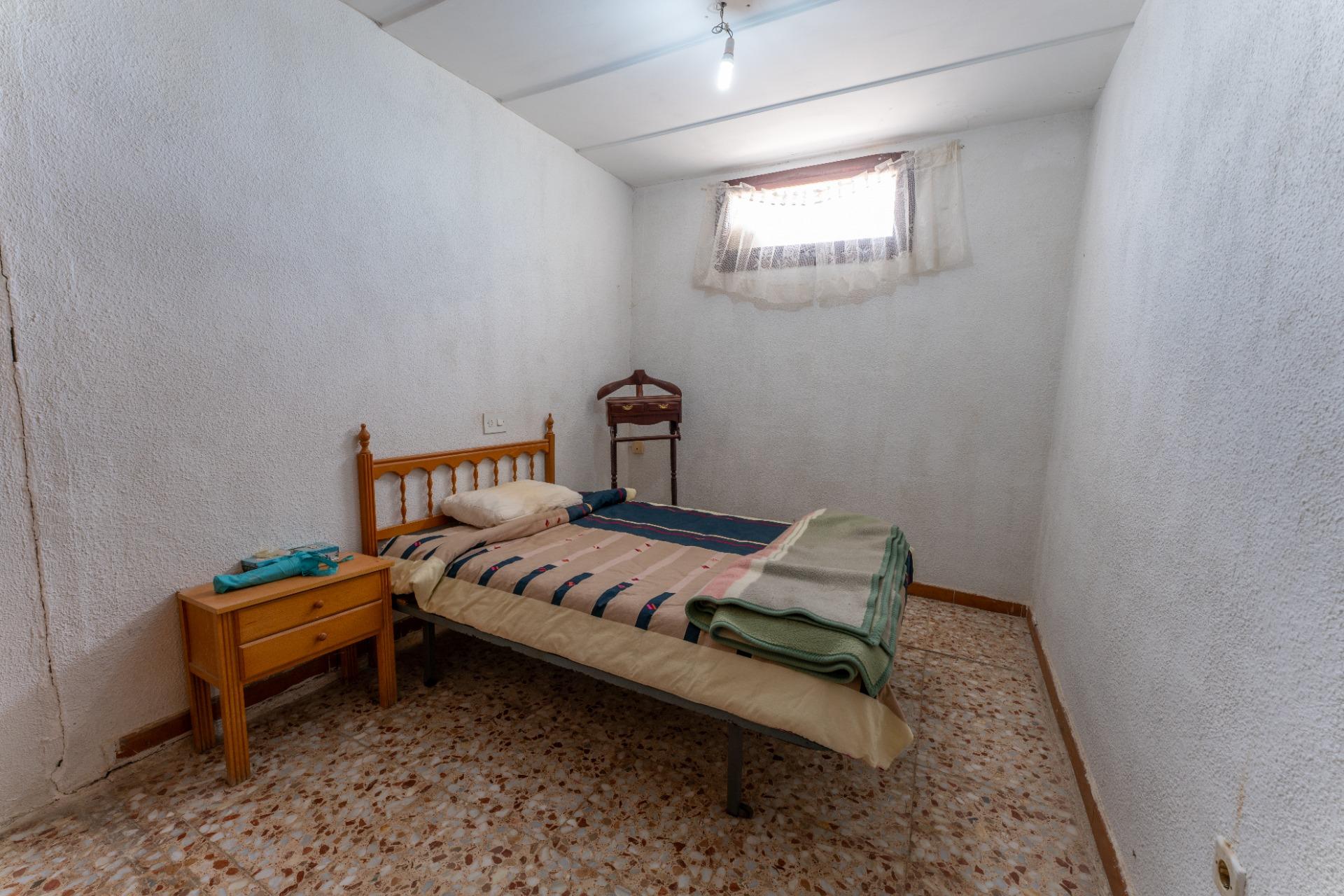 property image #4
