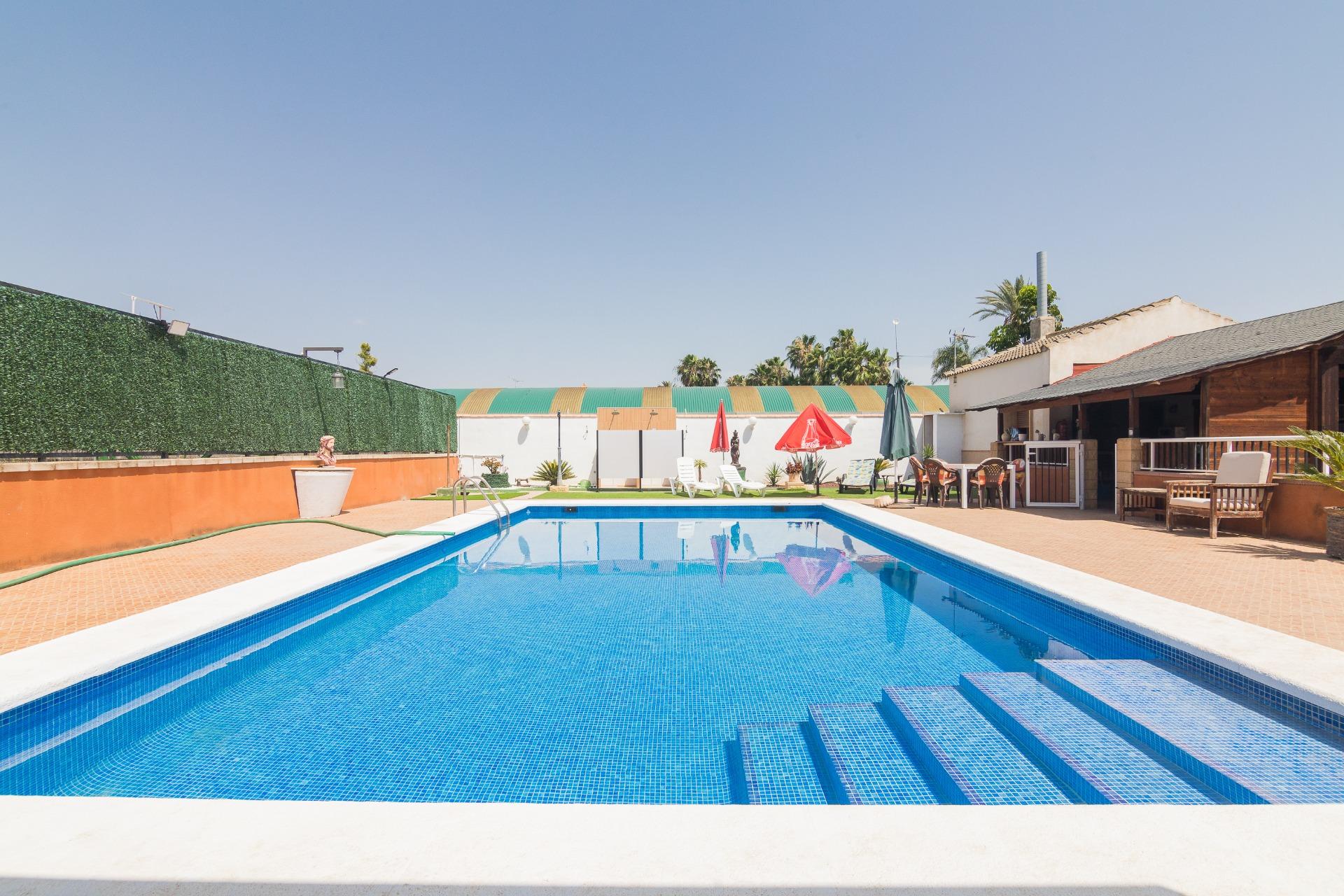 property image #3