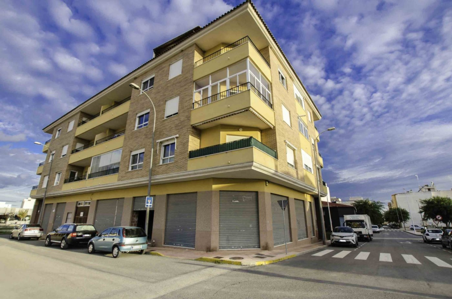 property image #0