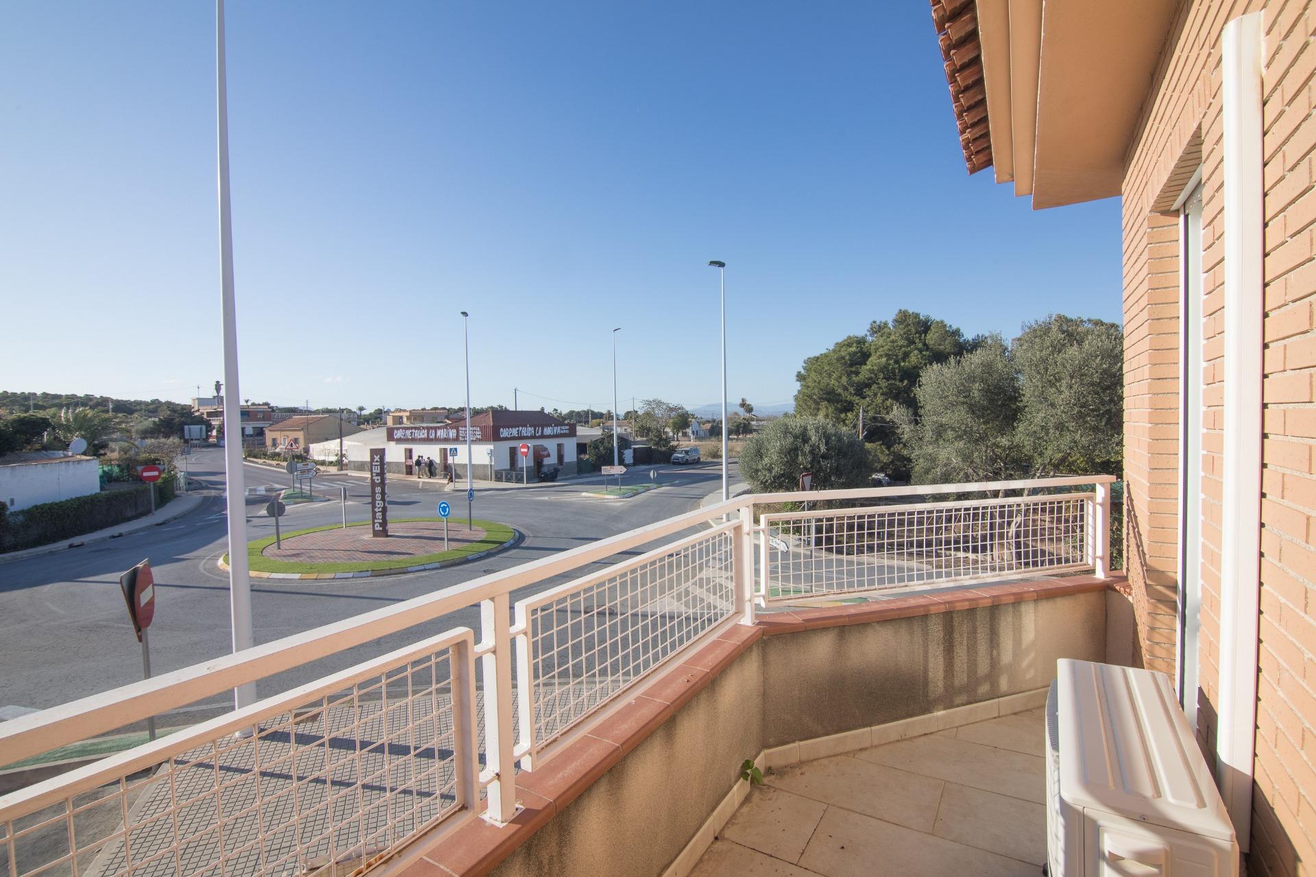 property image #1