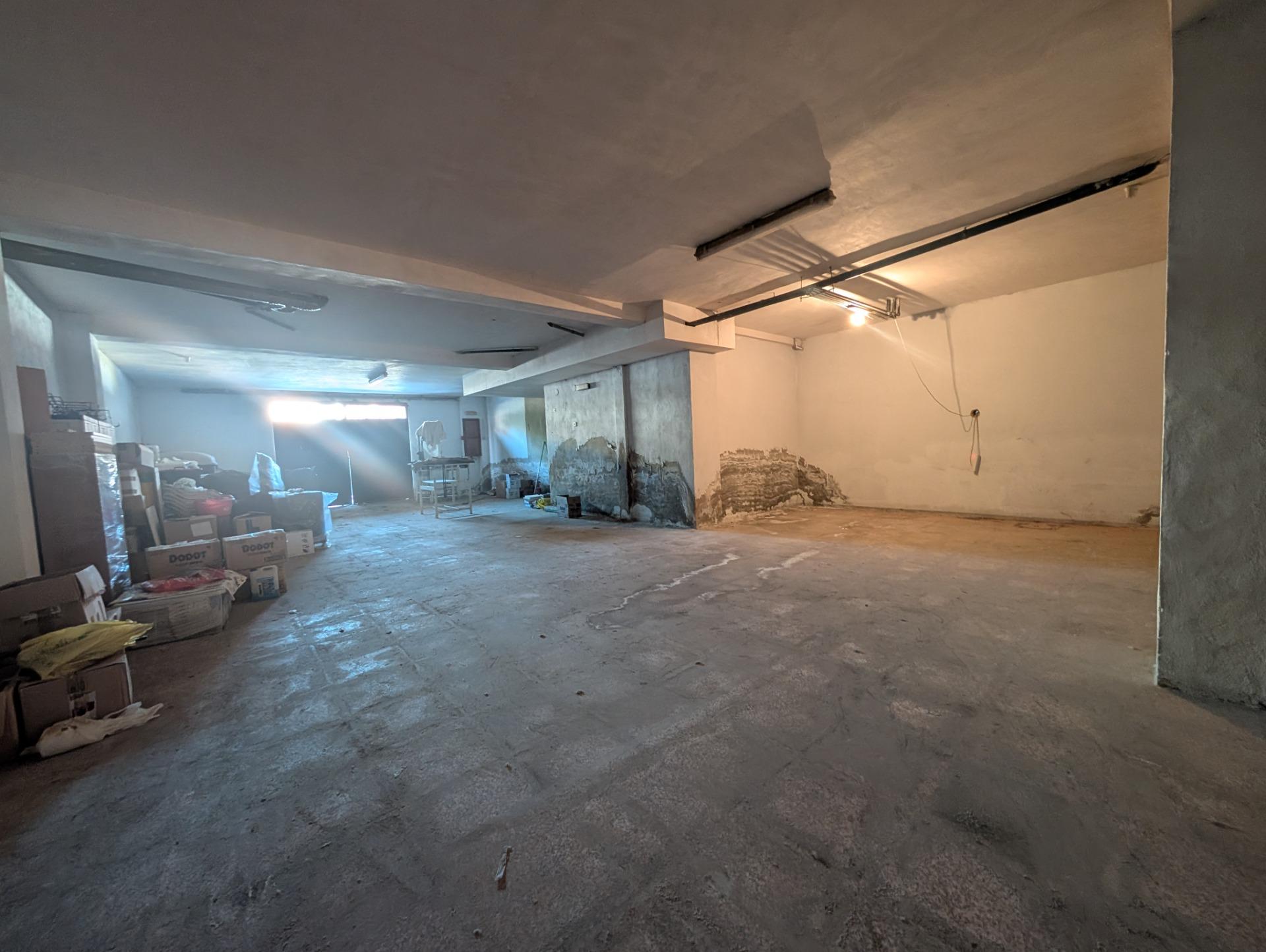 property image #3