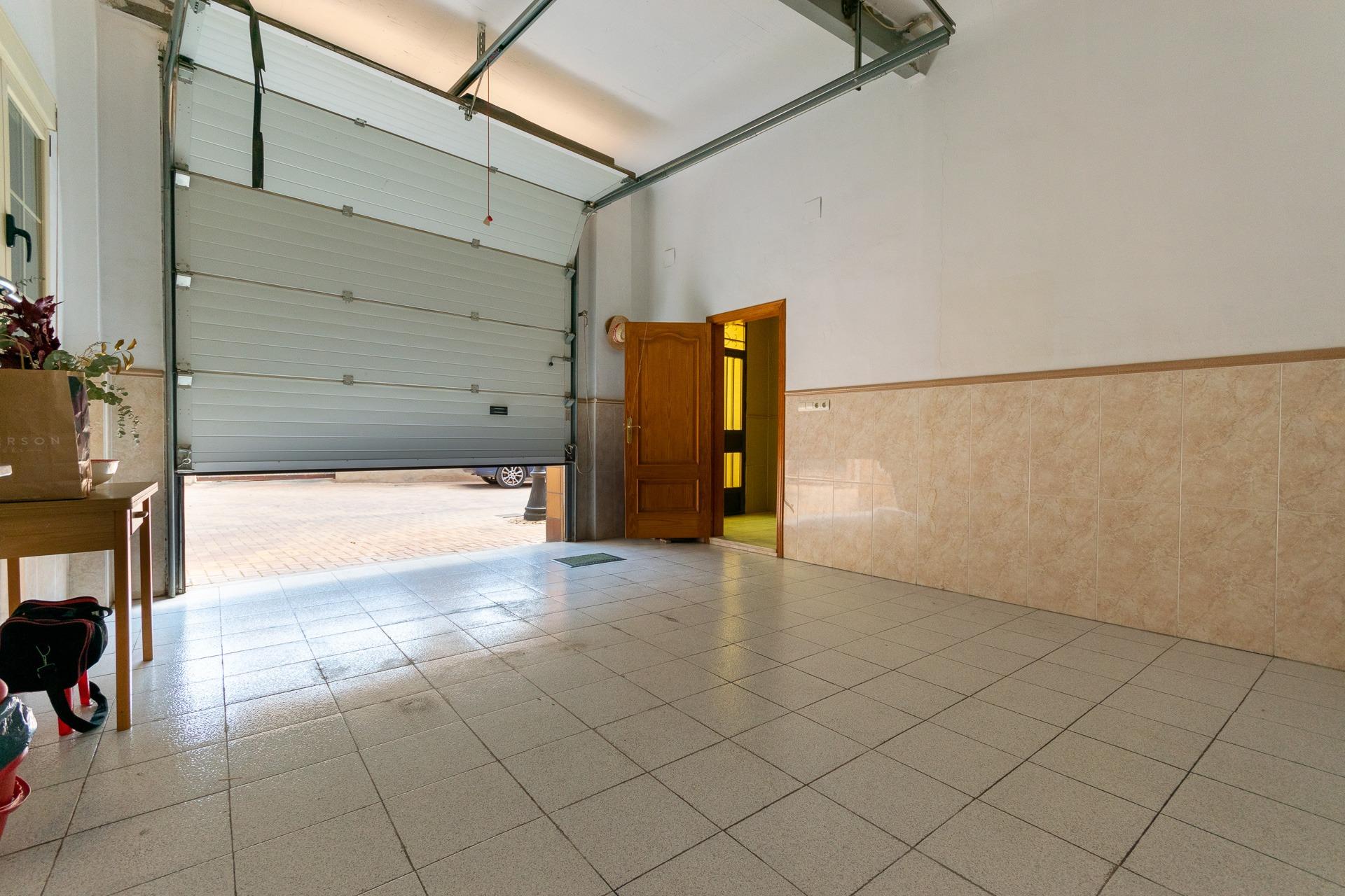 property image #2