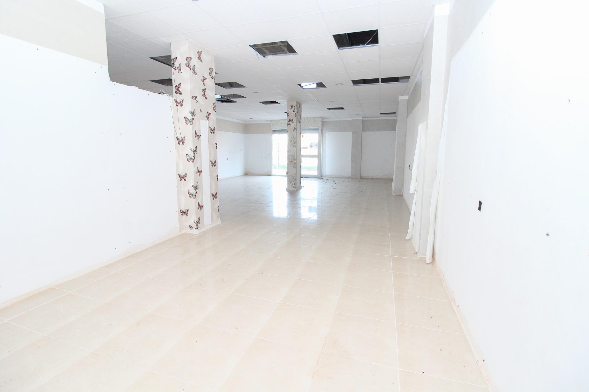 property image #3