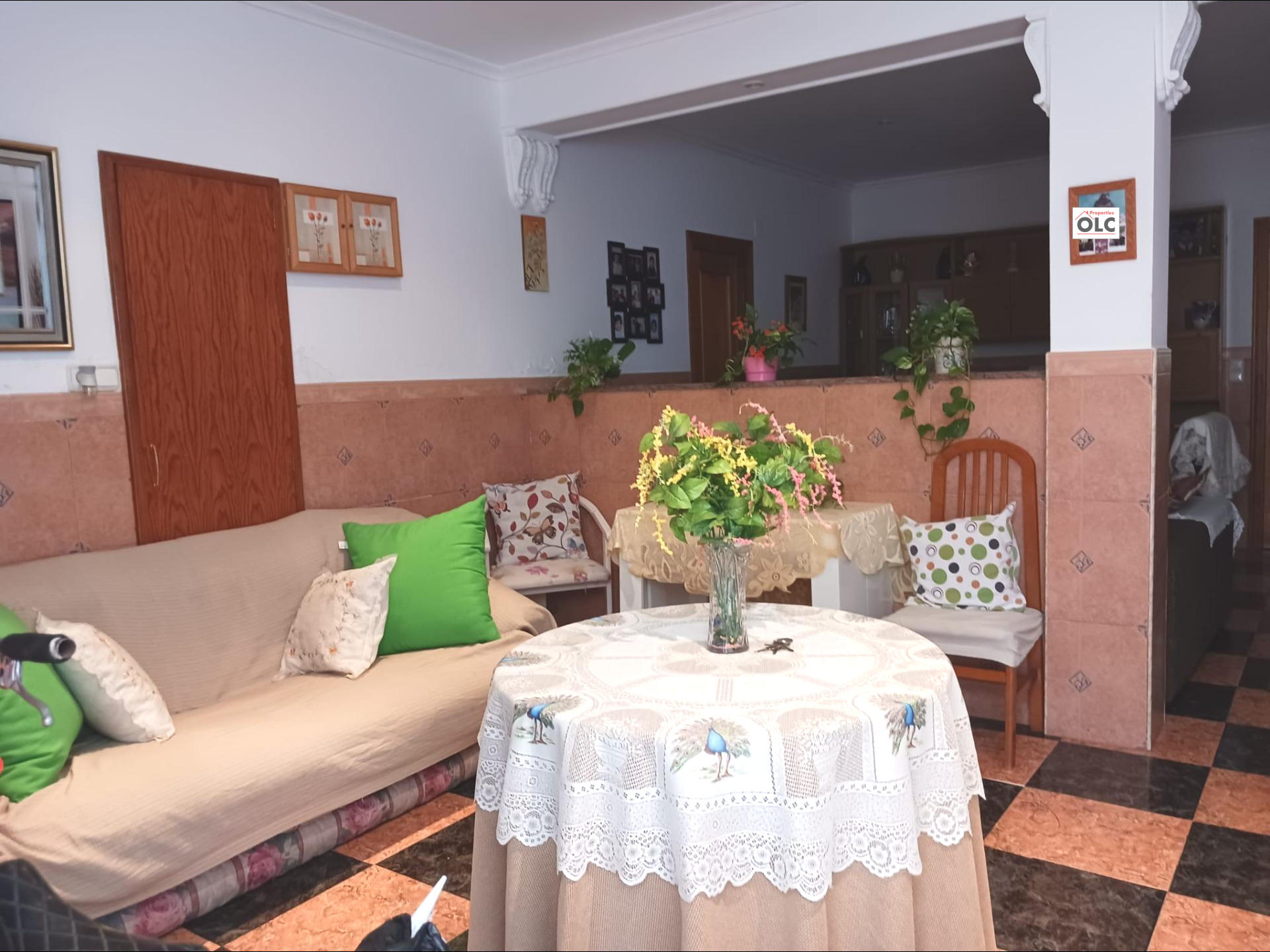 property image #3