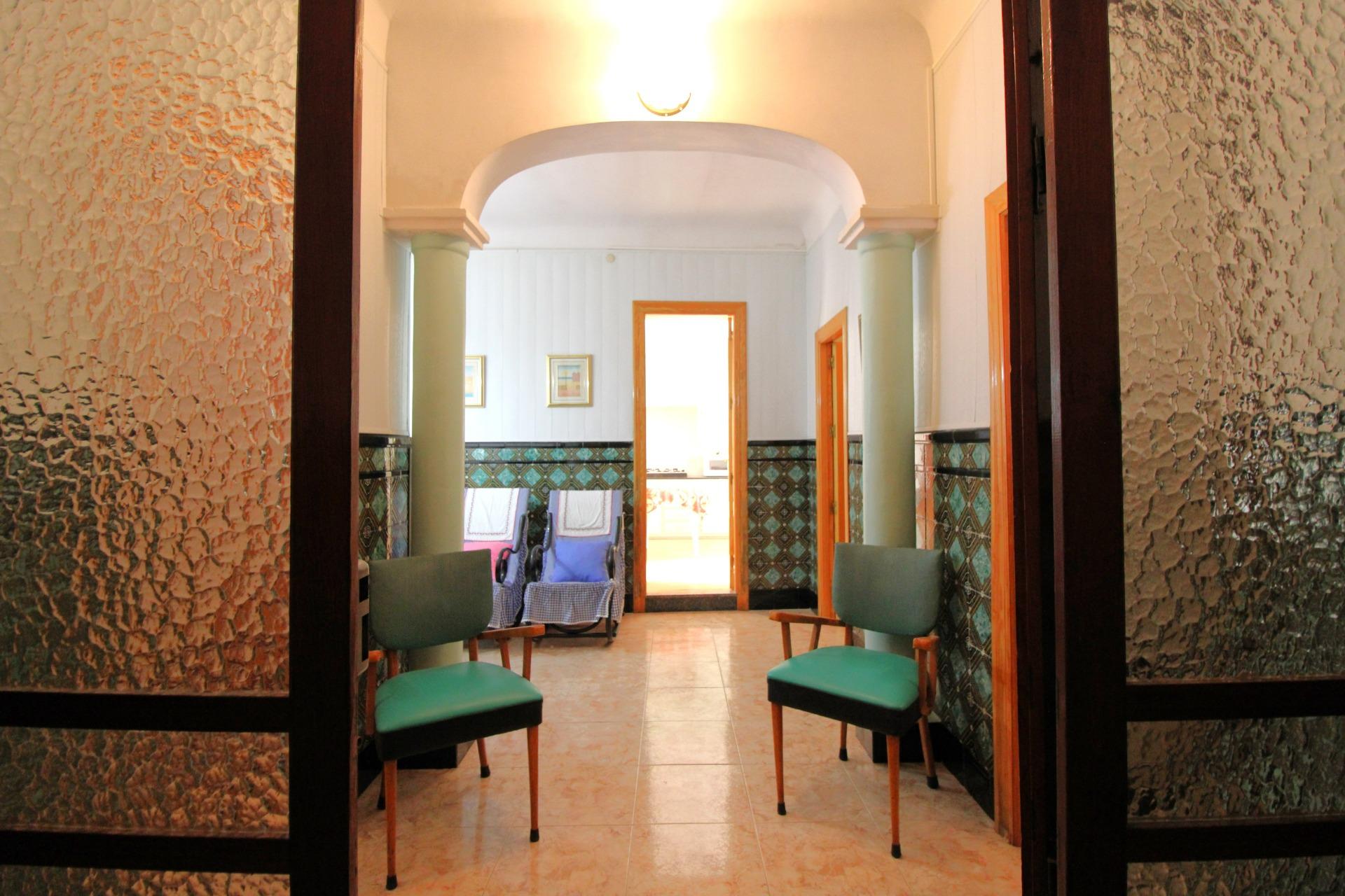 property image #1