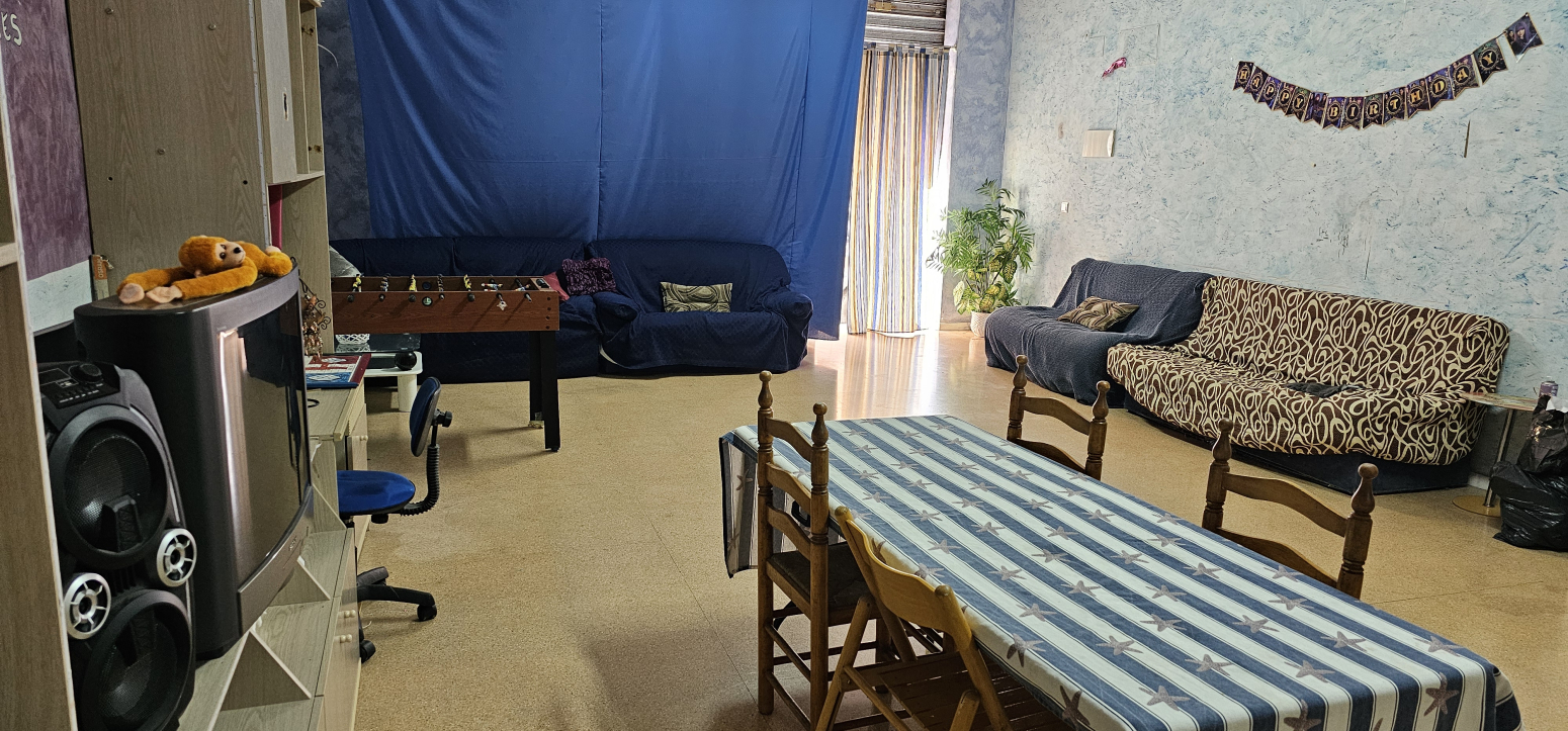 property image #3