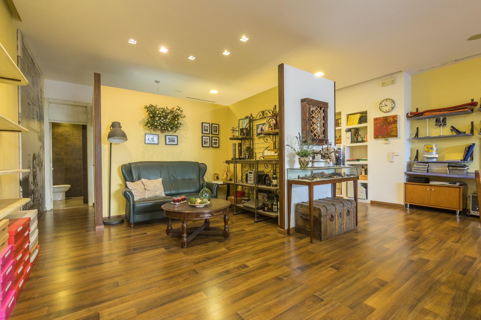 property image #3