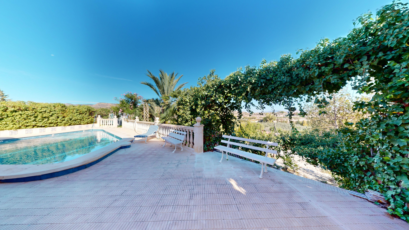 property image #1