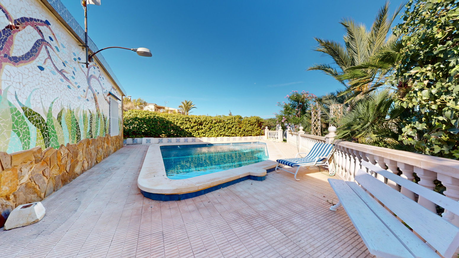 property image #2