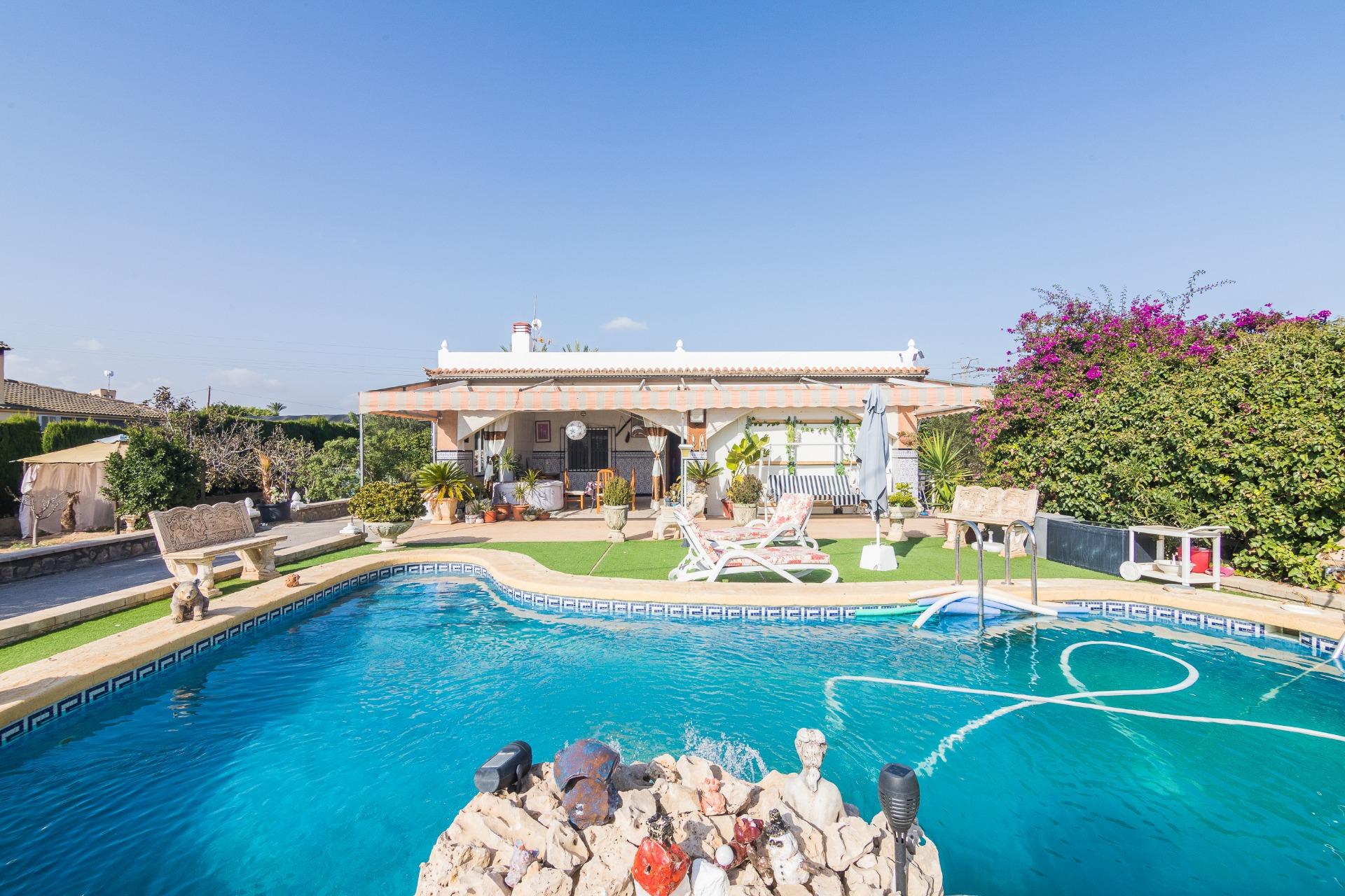 property image #0