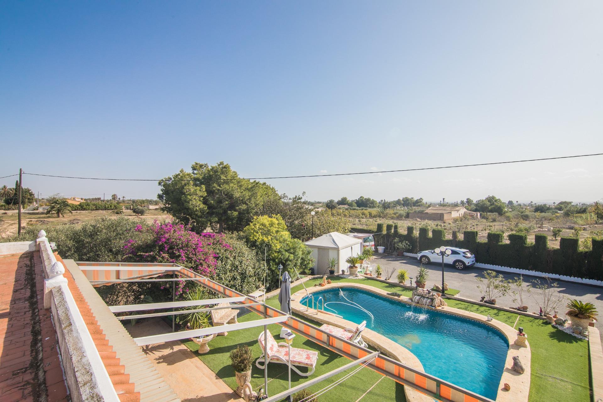 property image #3