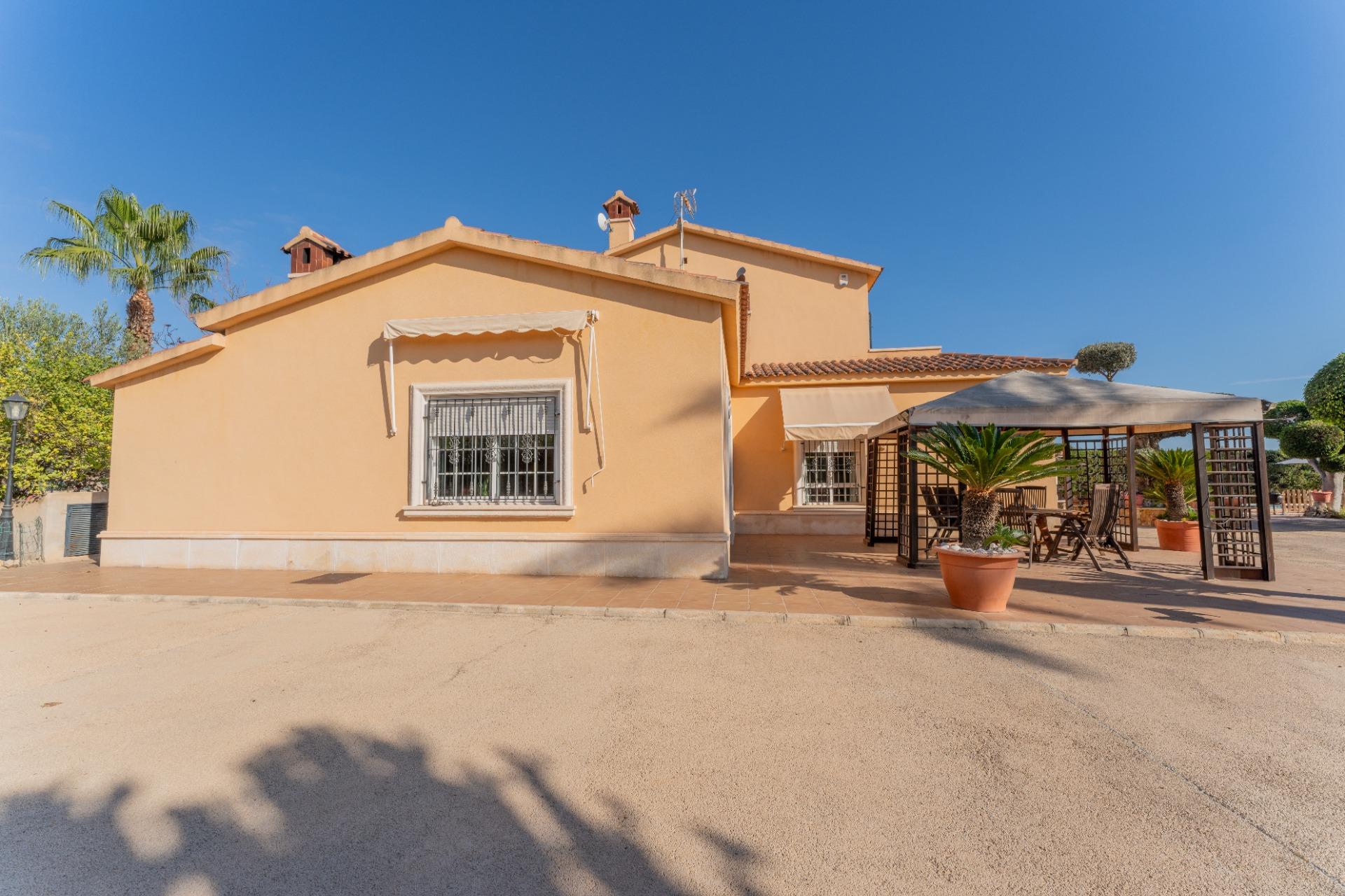 property image #2