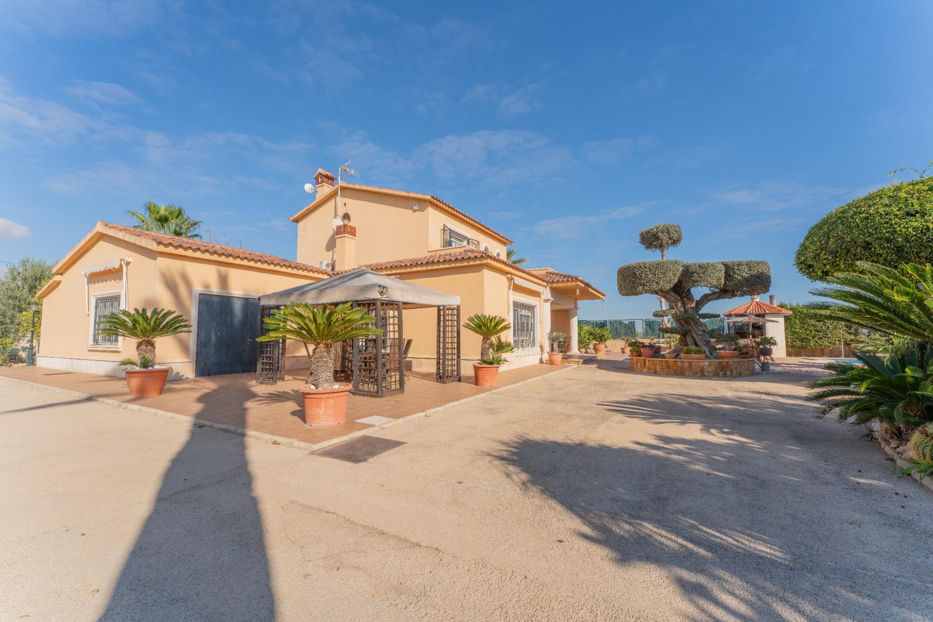 property image #4