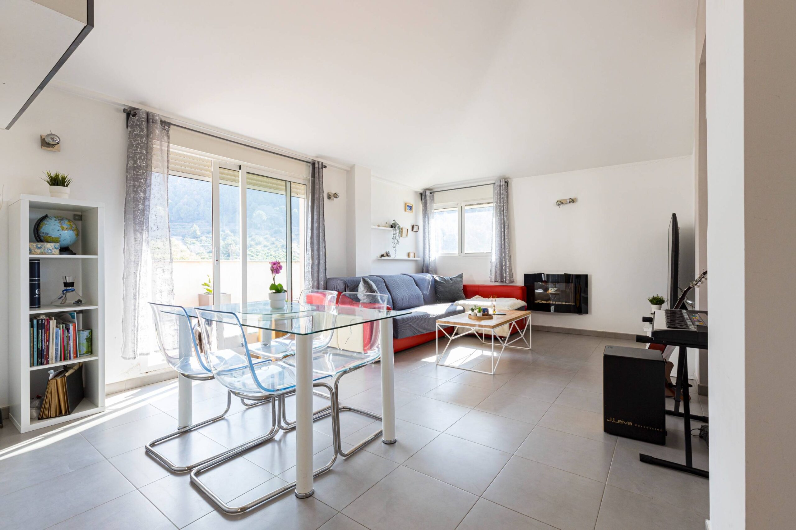 property image #3