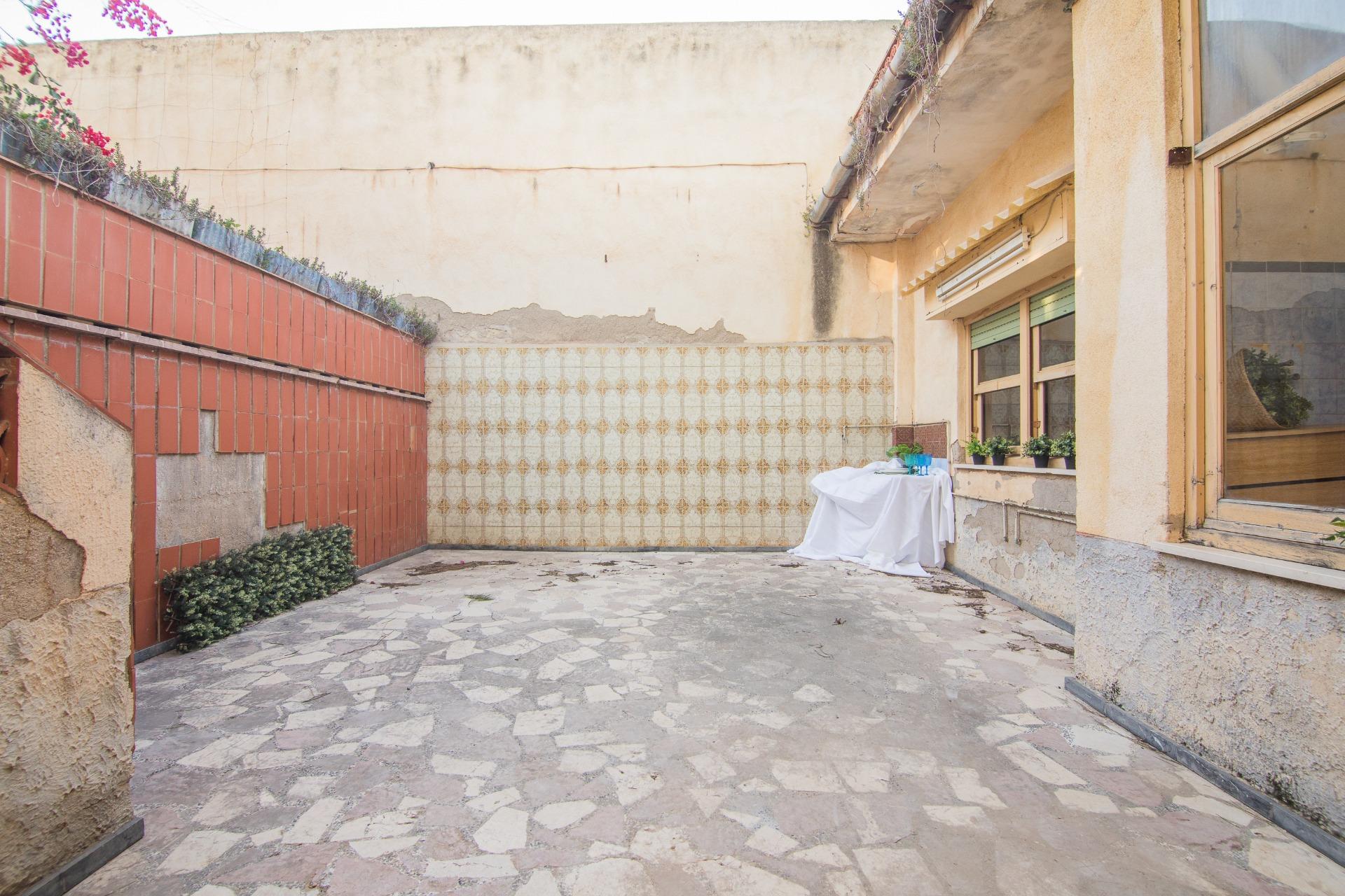 property image #3