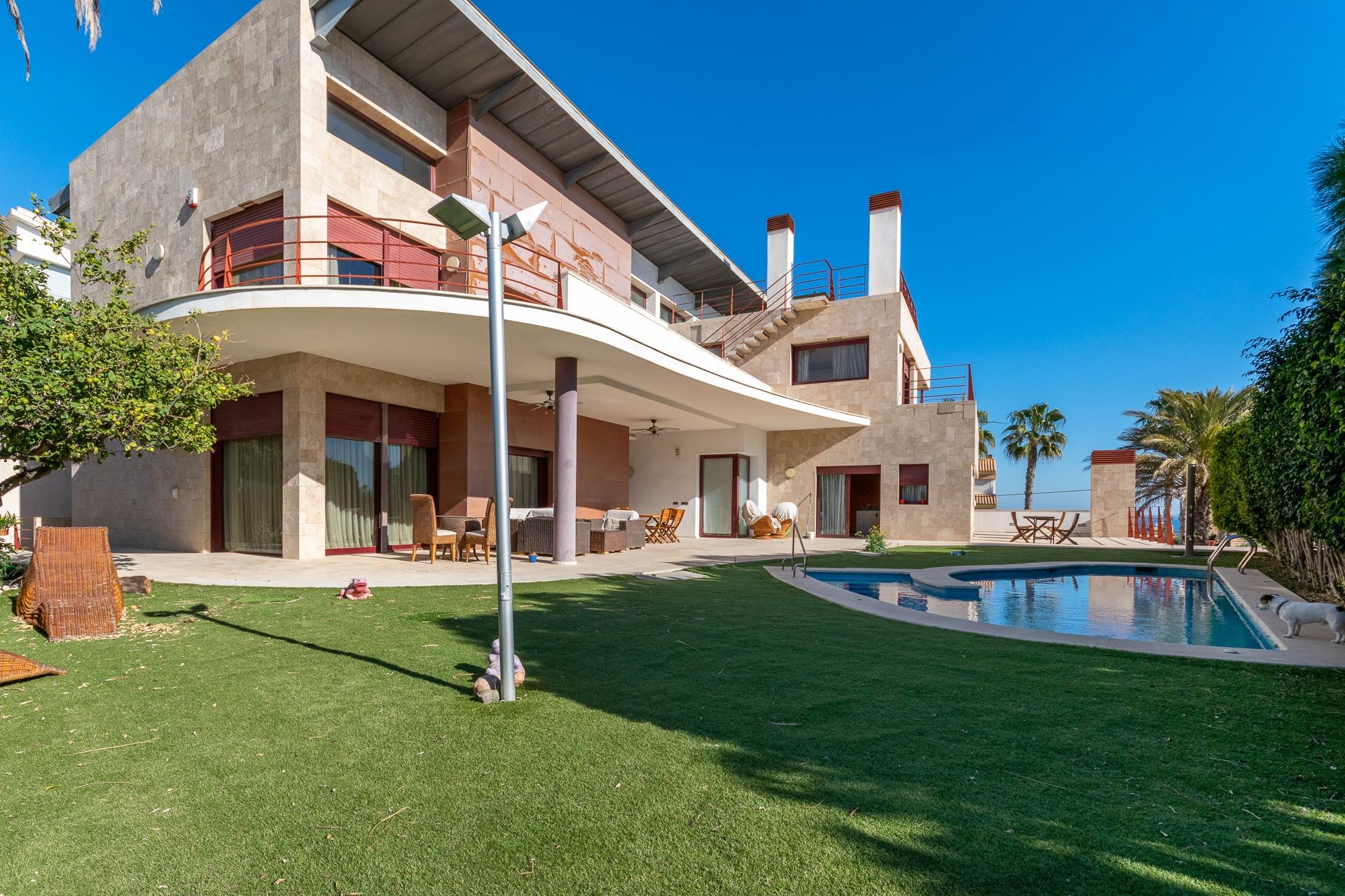 property image #1