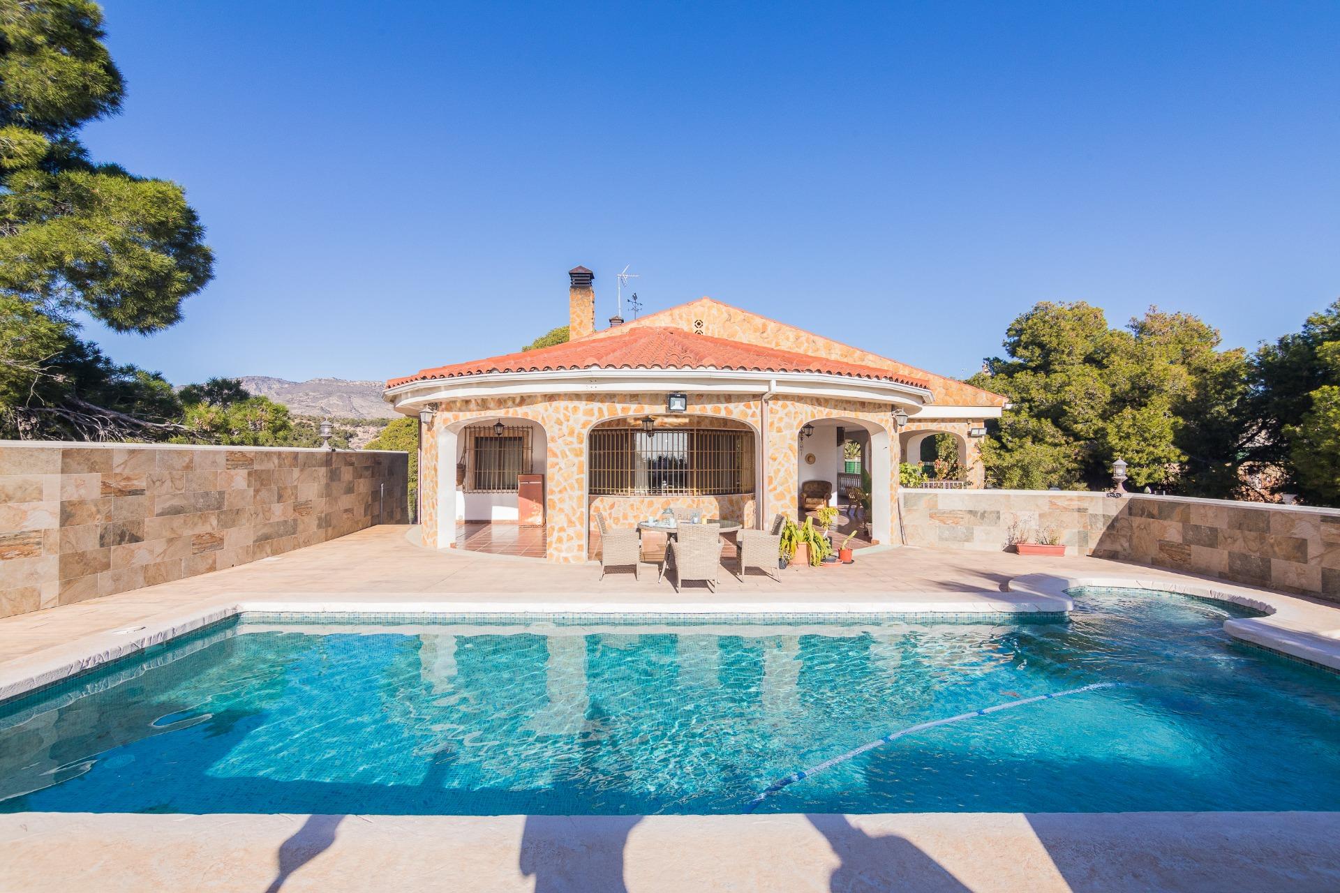 property image #1