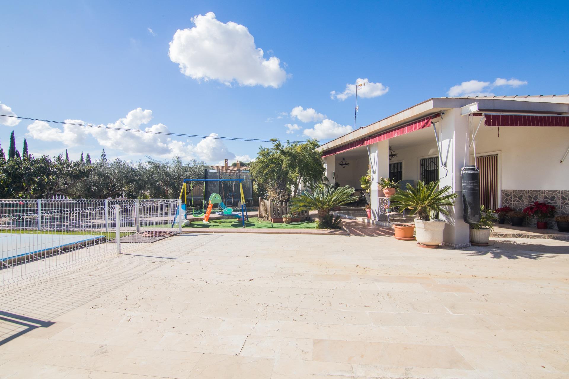 property image #1