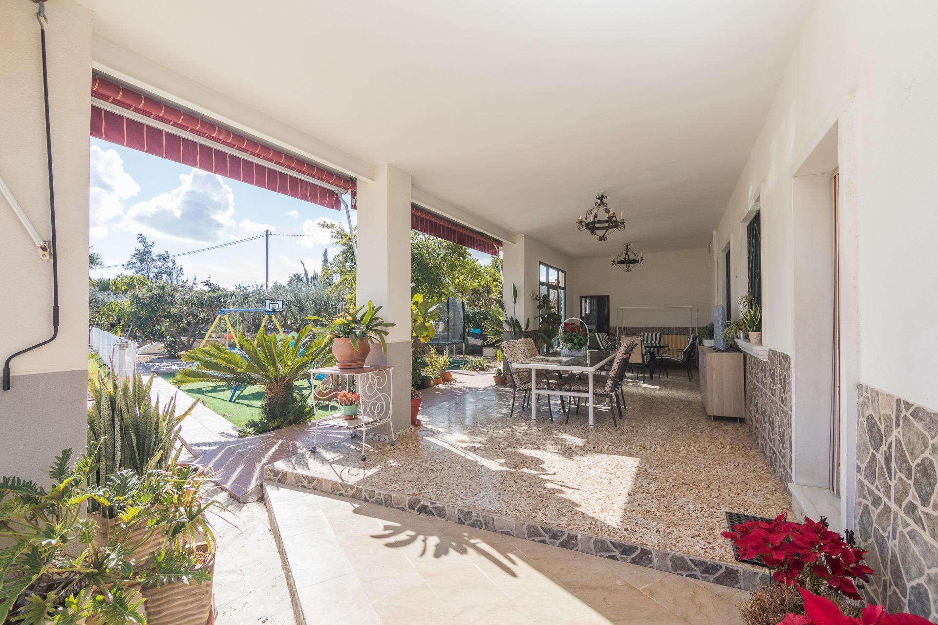 property image #3