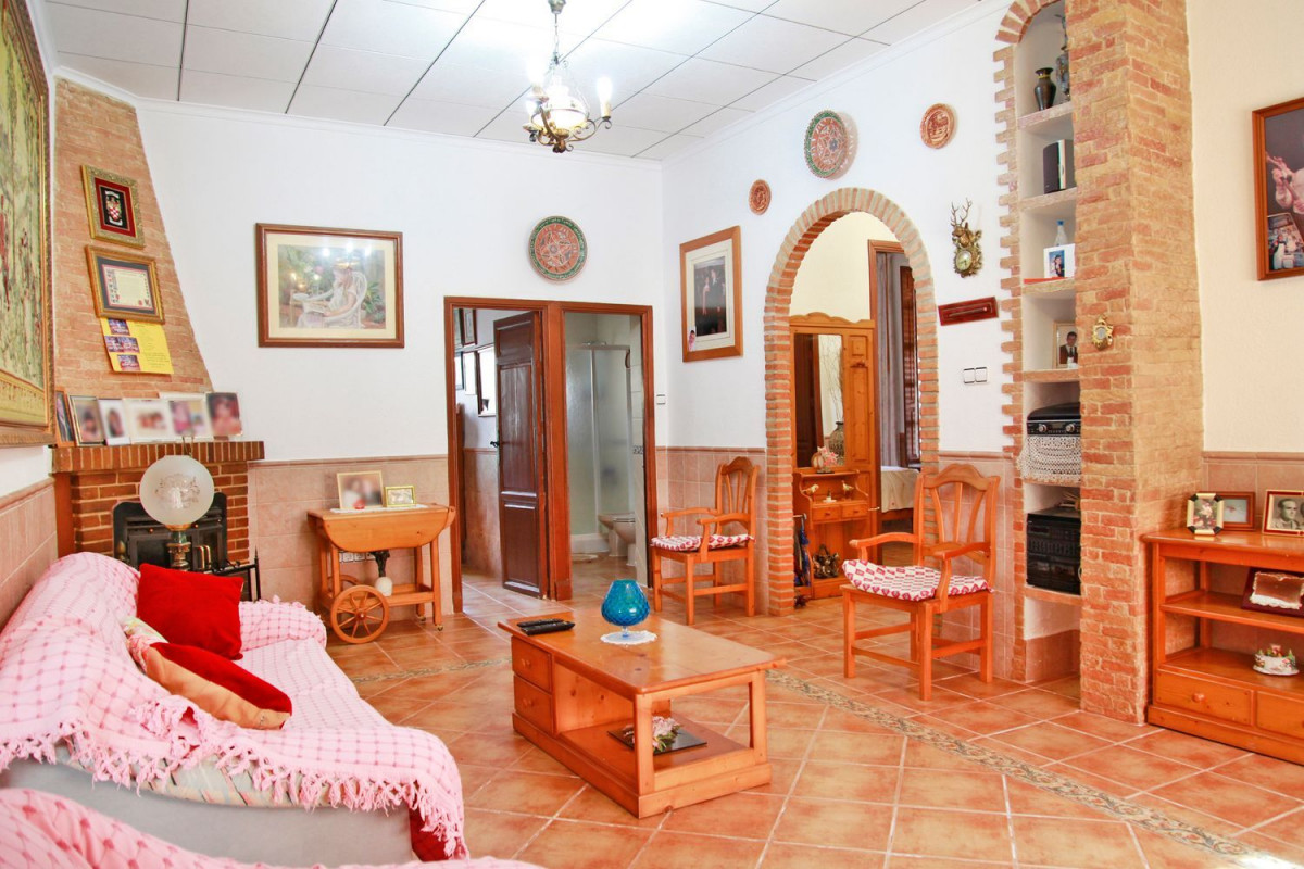property image #4