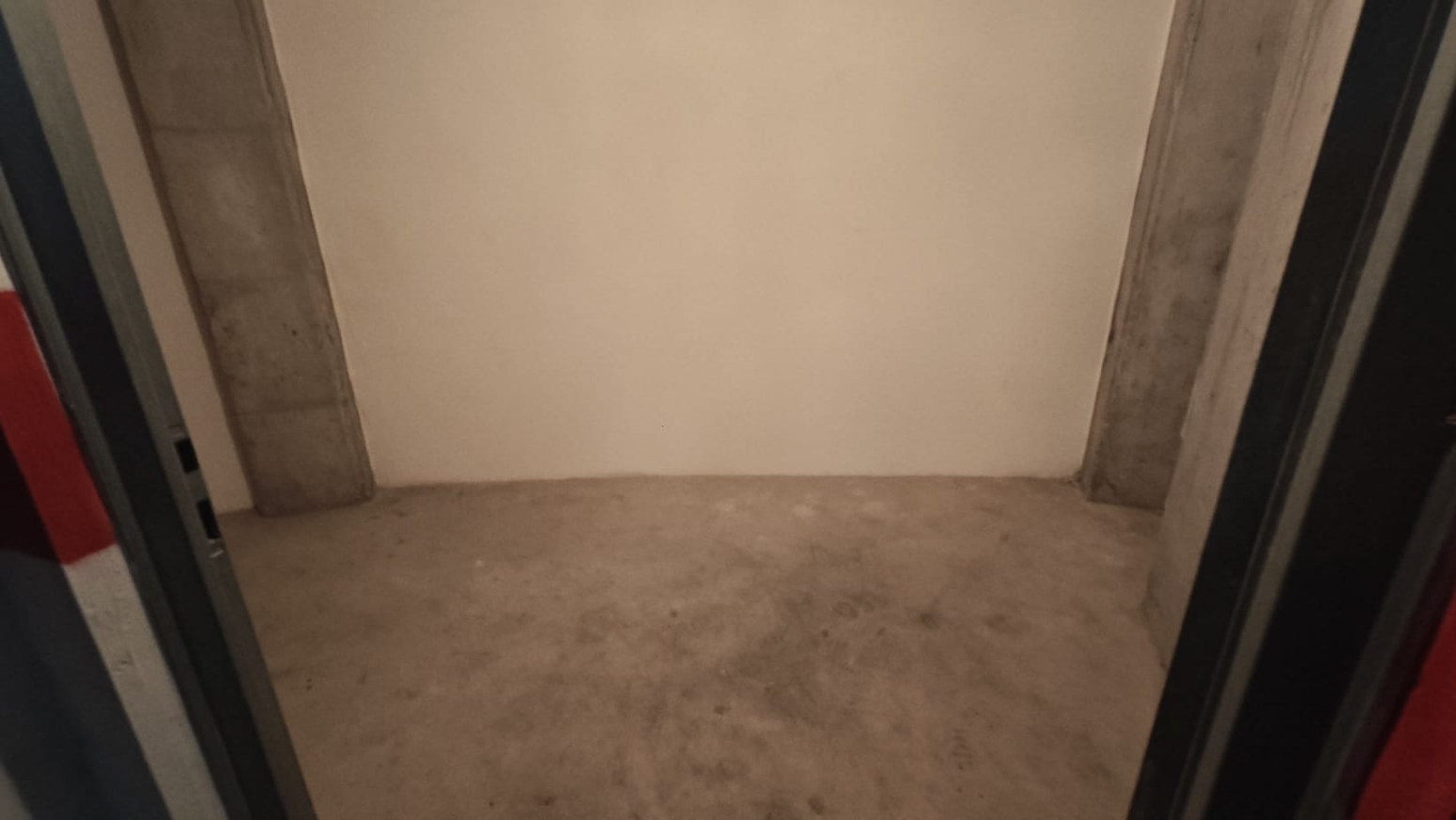 property image #3