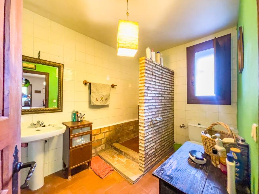 property image #1