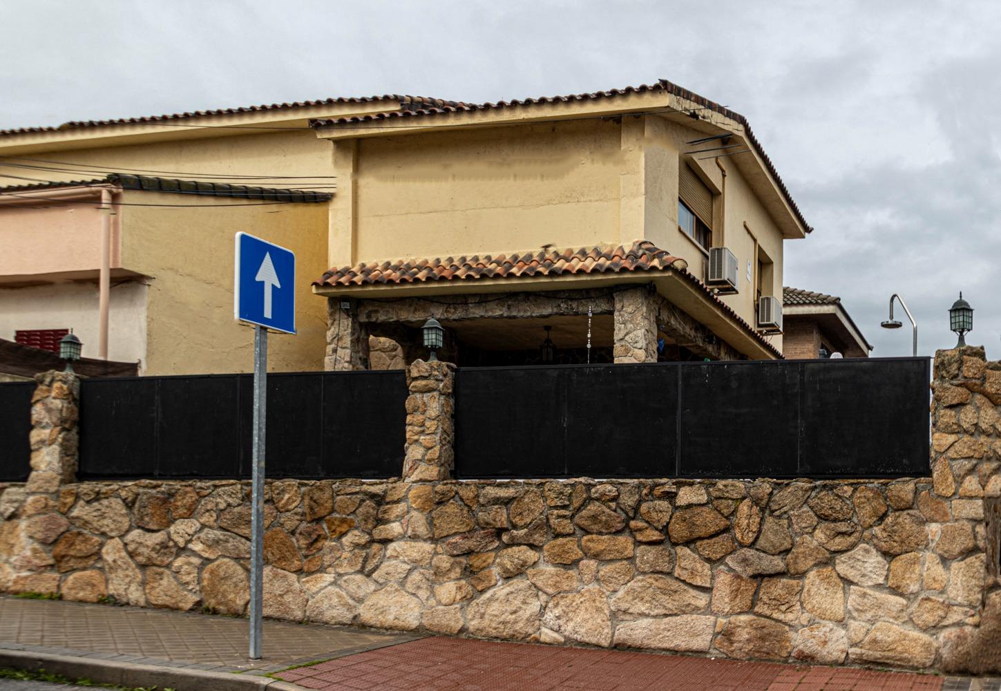 property image #1