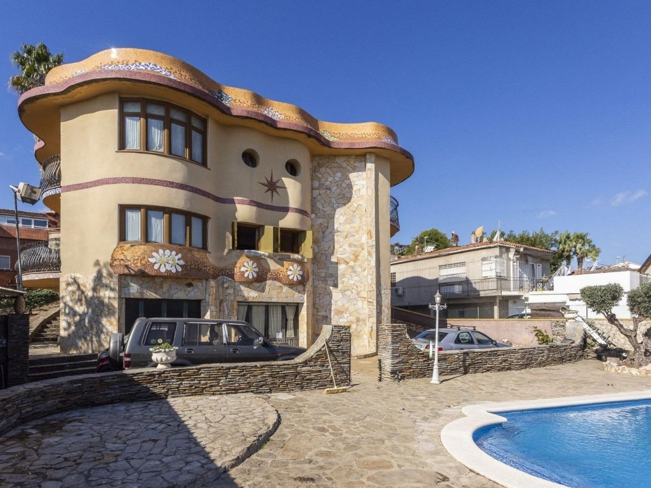 property image #2