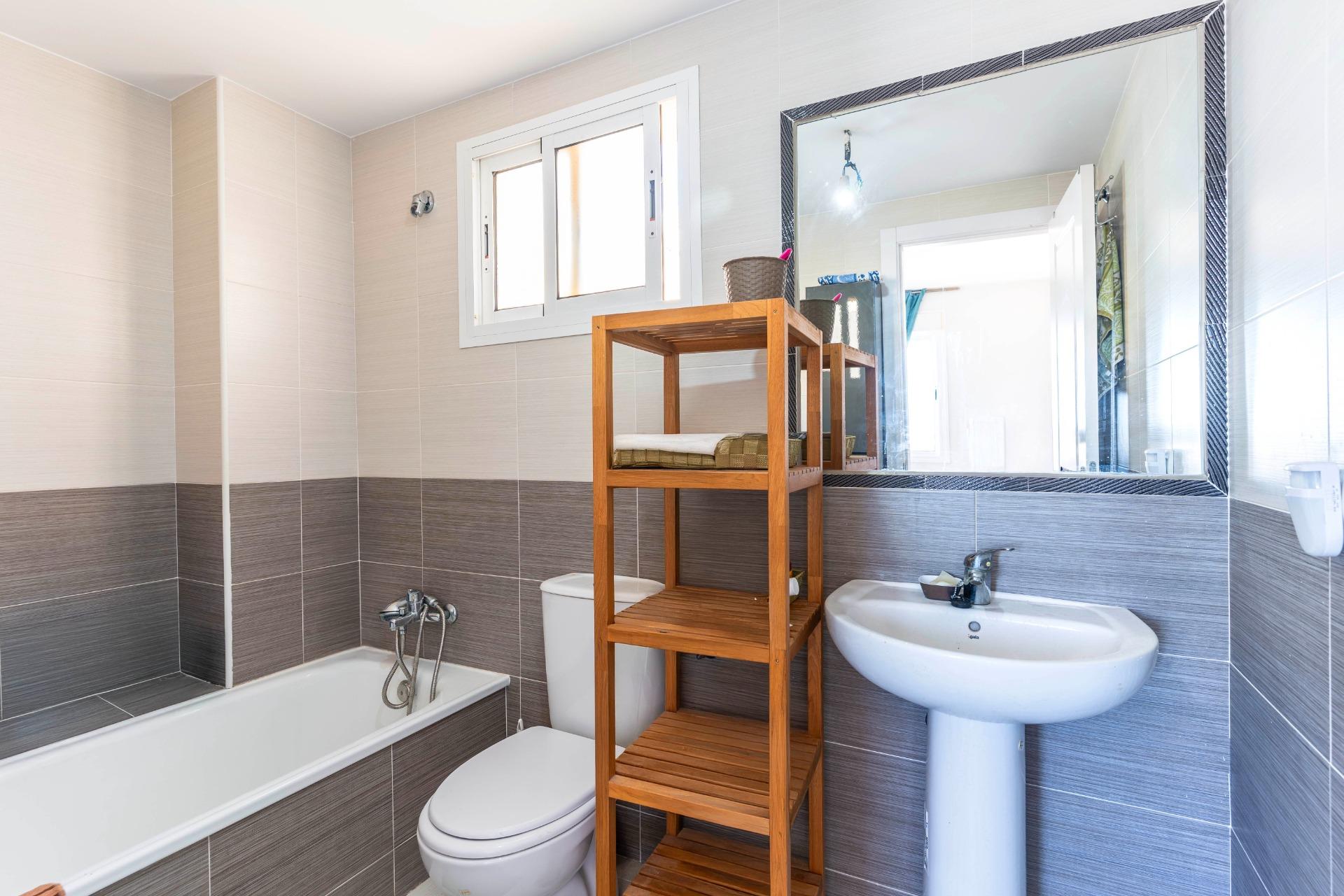 property image #4