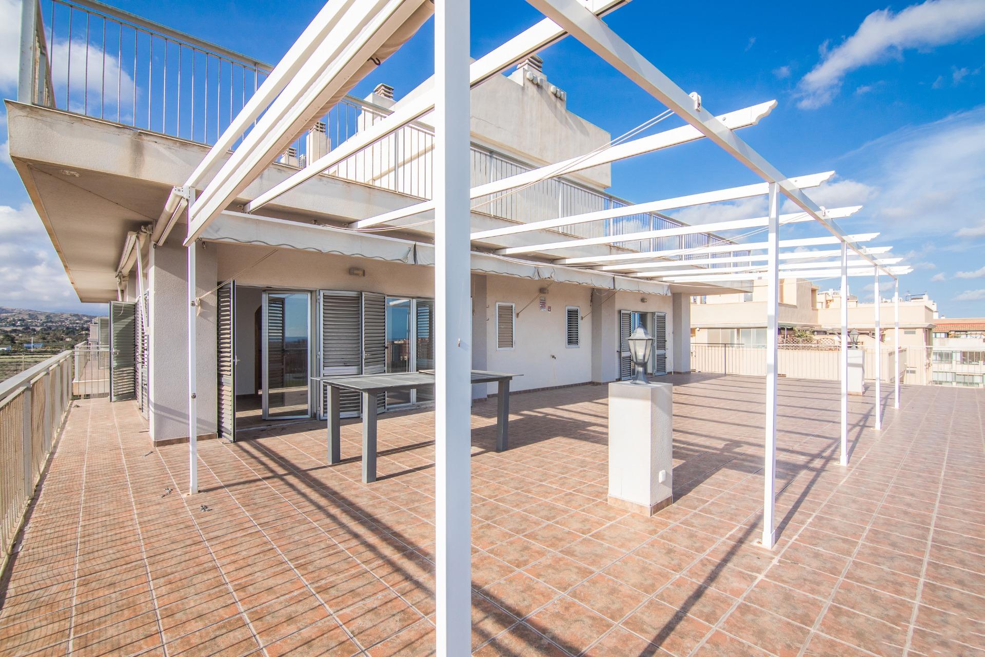 property image #3