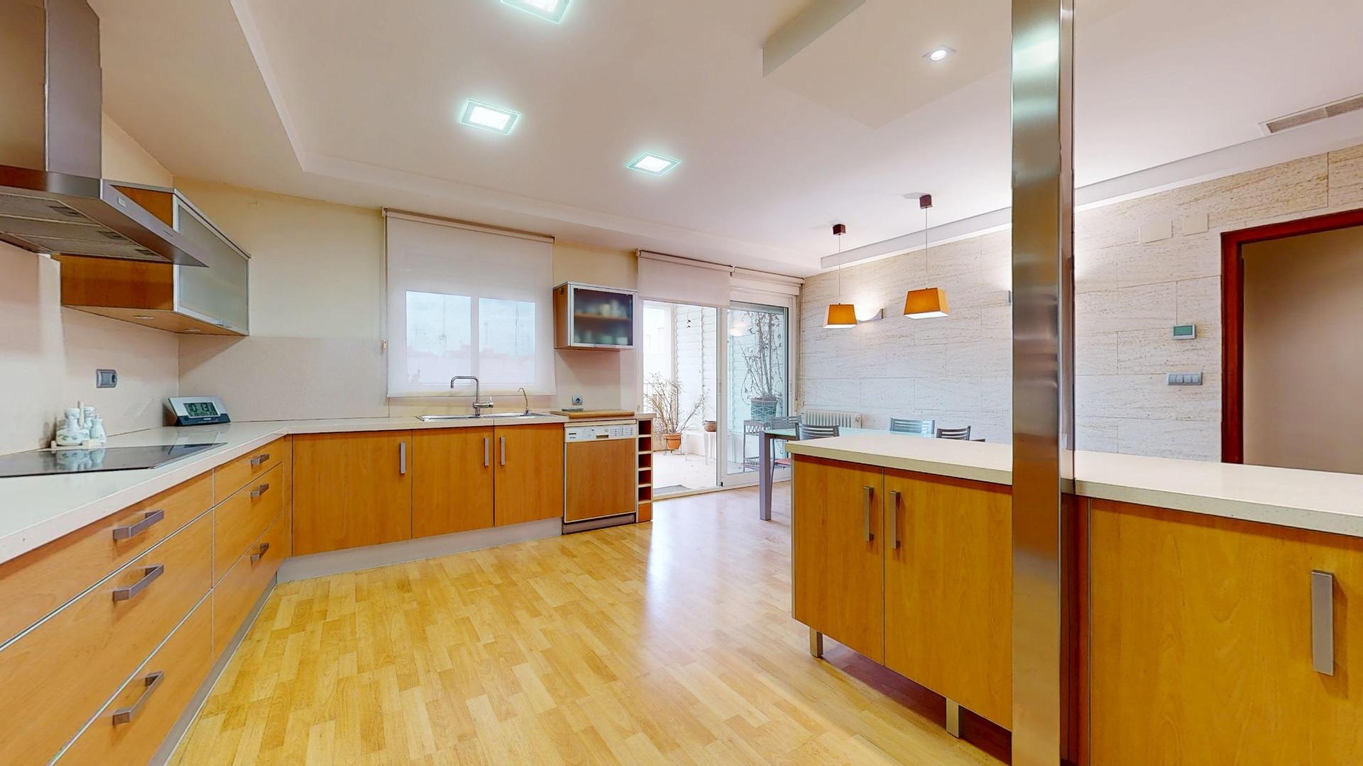 property image #1