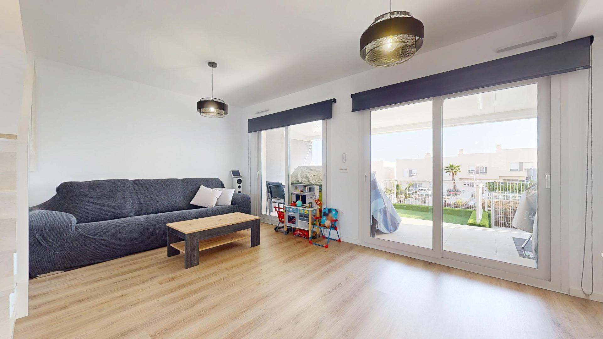property image #3