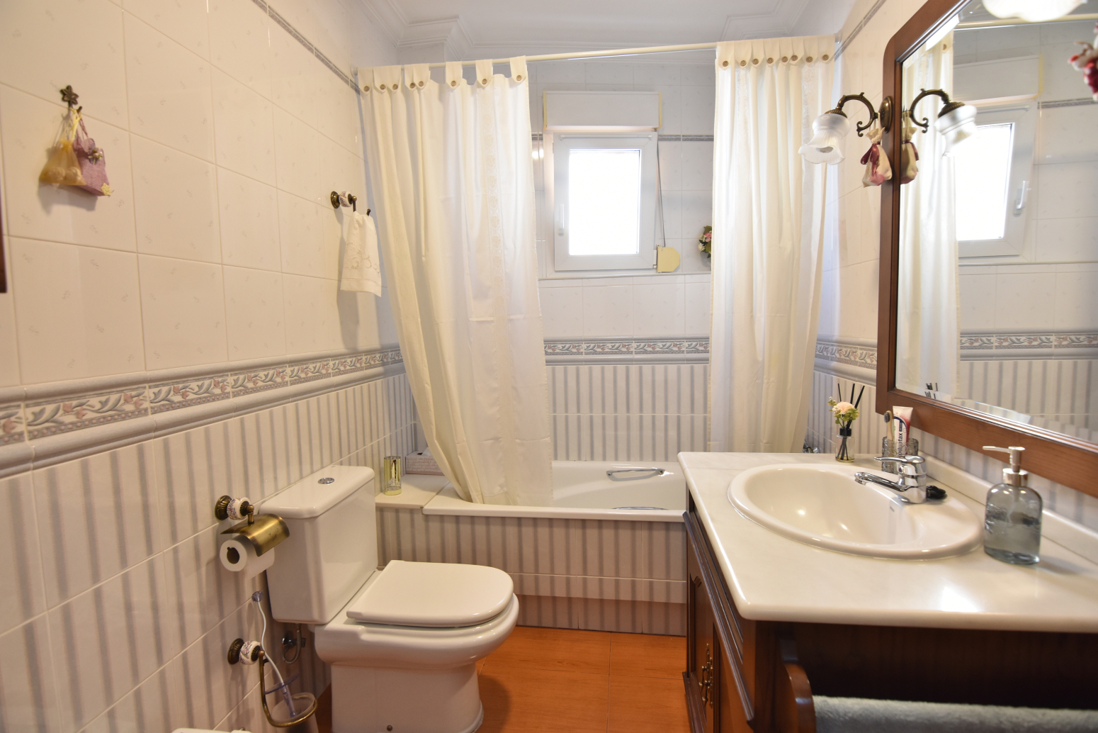 property image #2