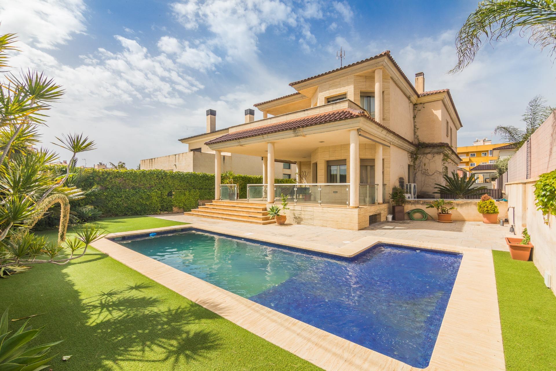 property image #0