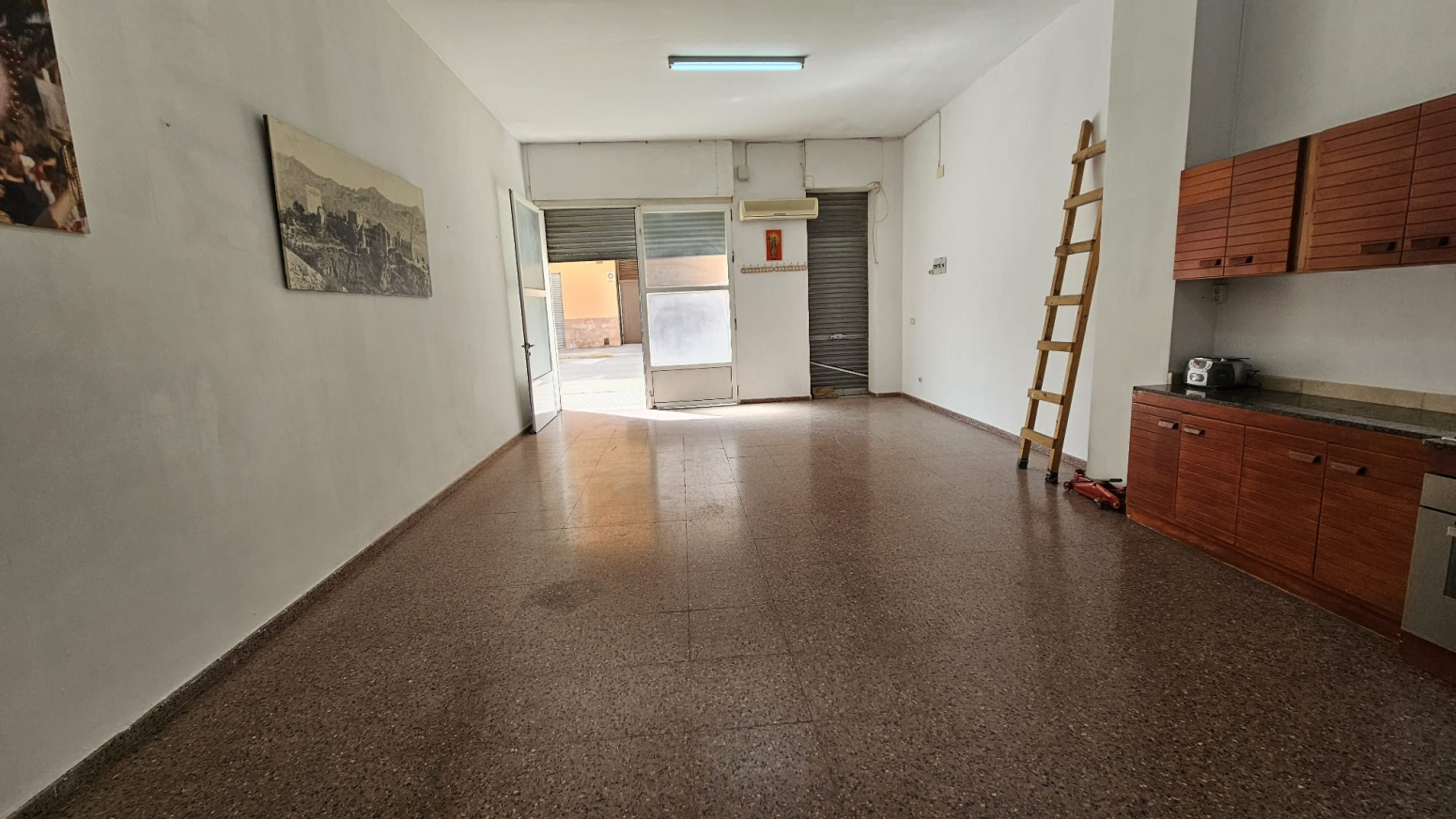 property image #3