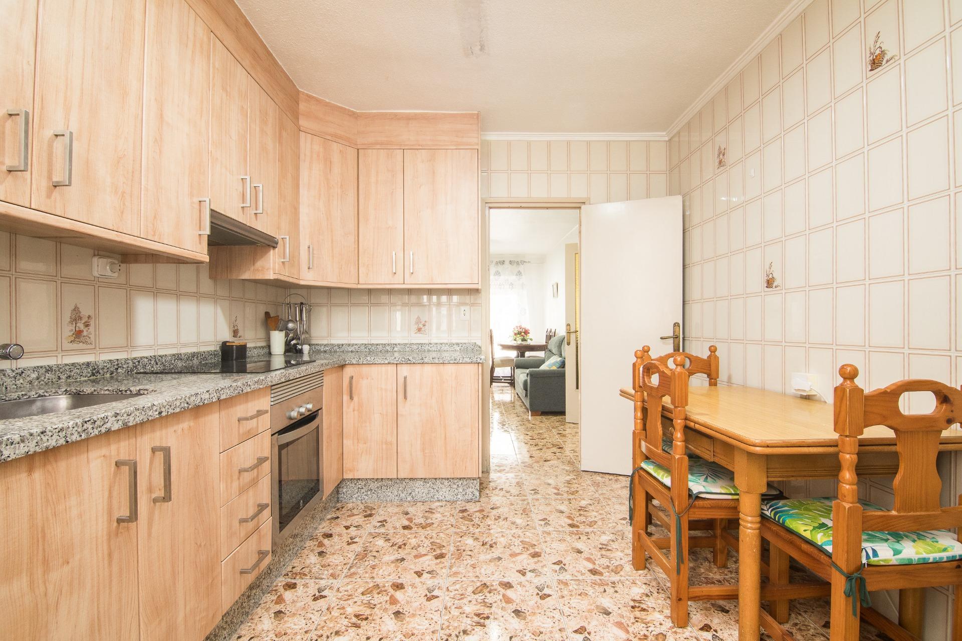 property image #3