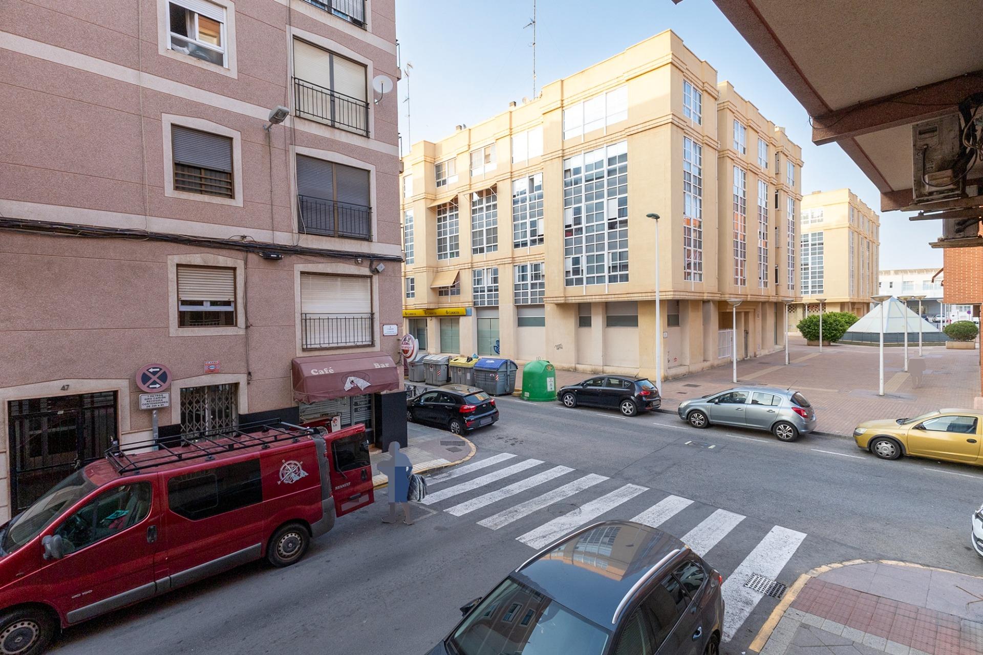 property image #2