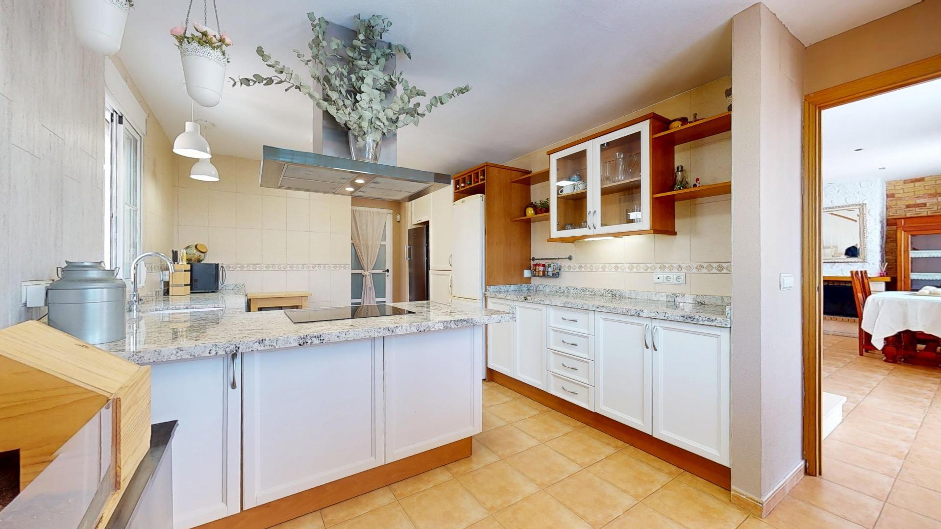 property image #1