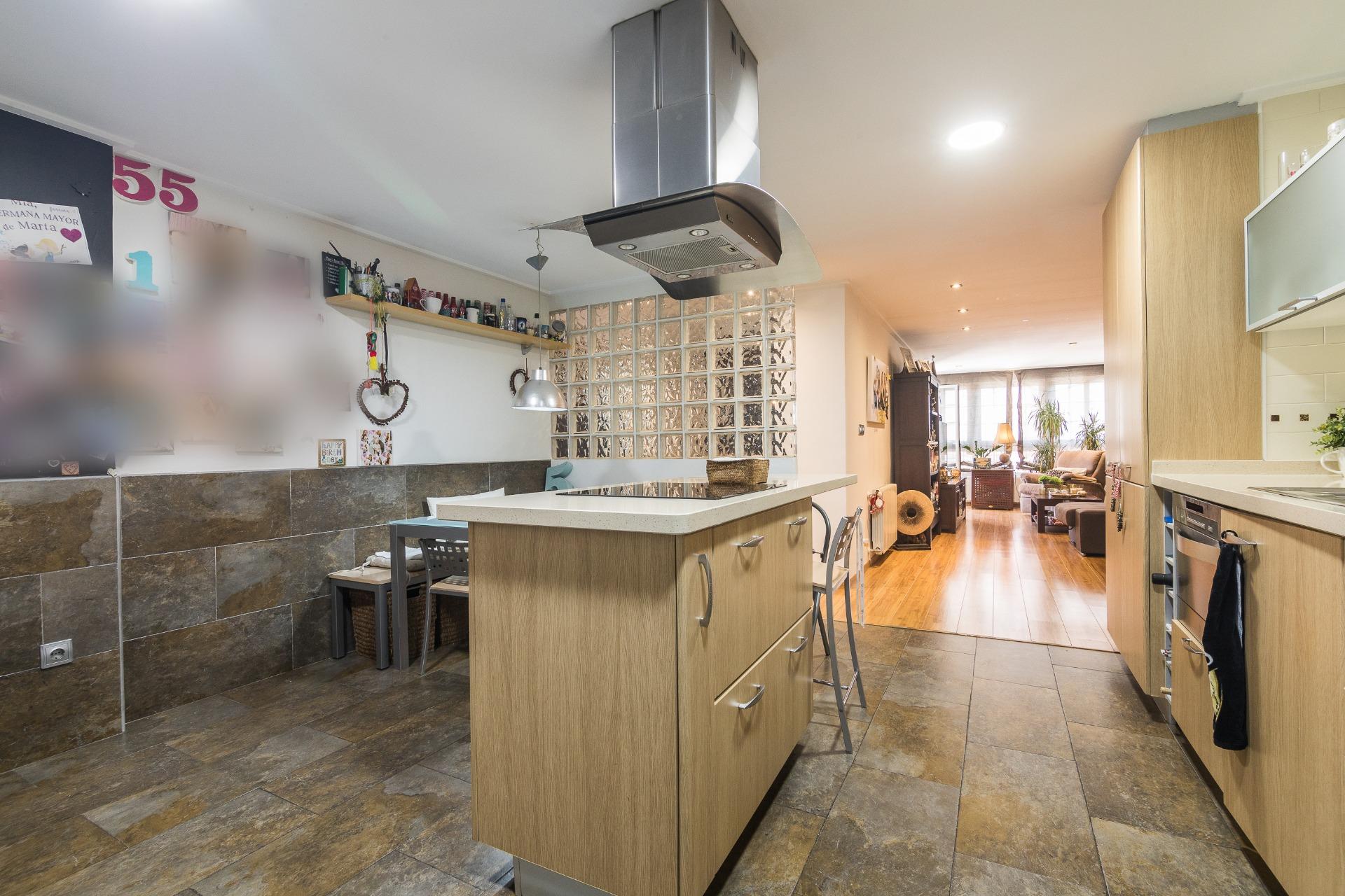 property image #3