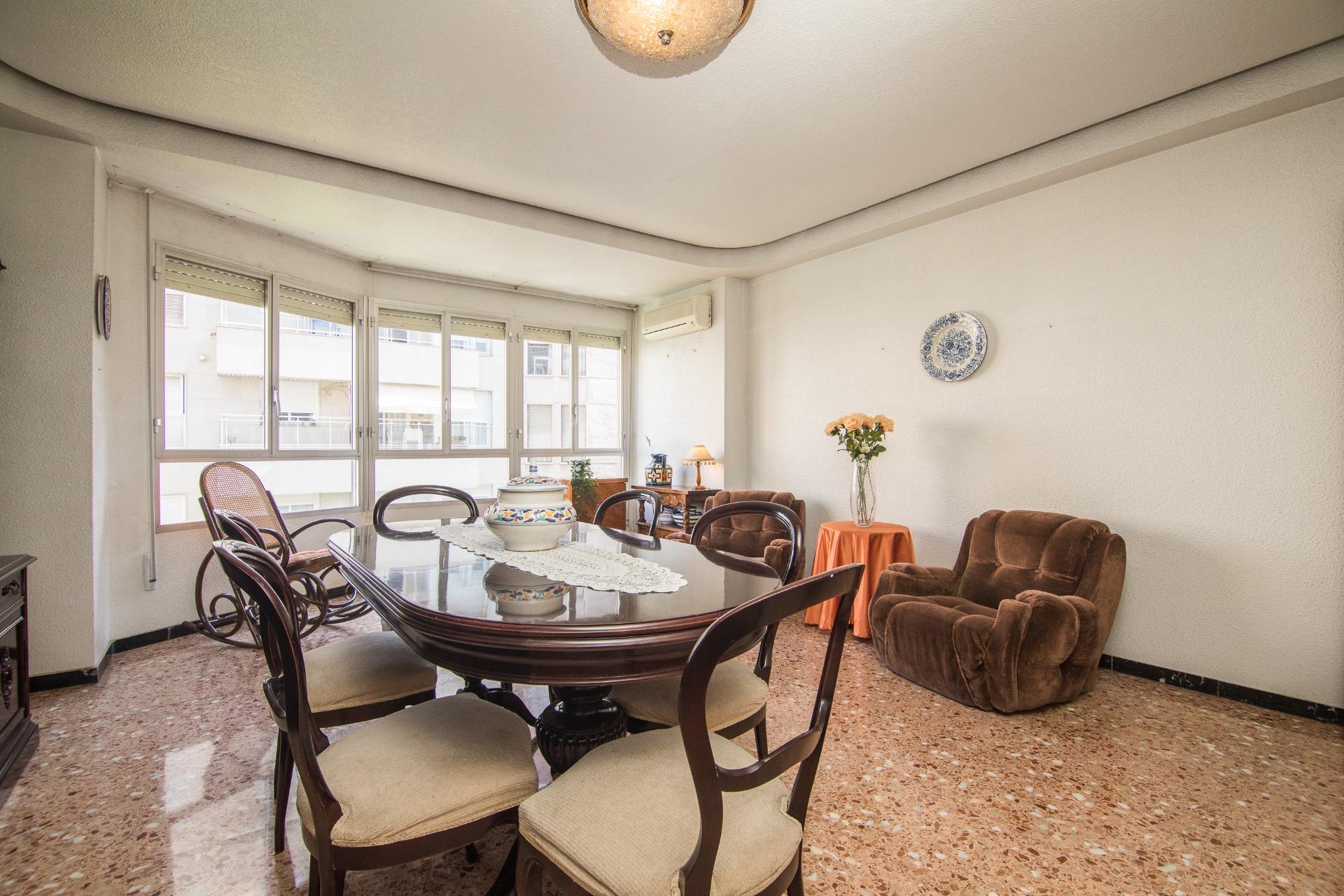 property image #3