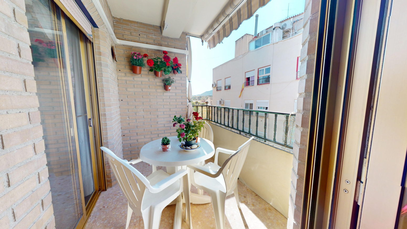 property image #0