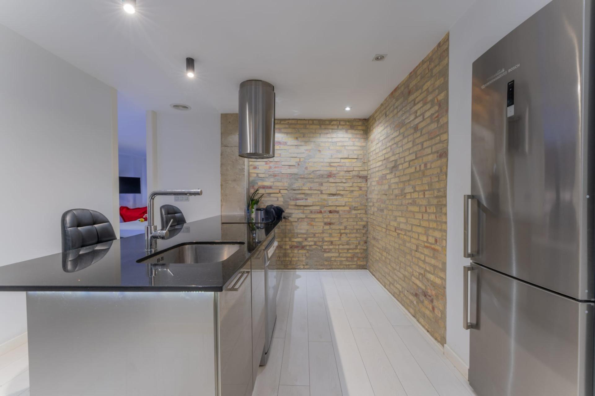 property image #1