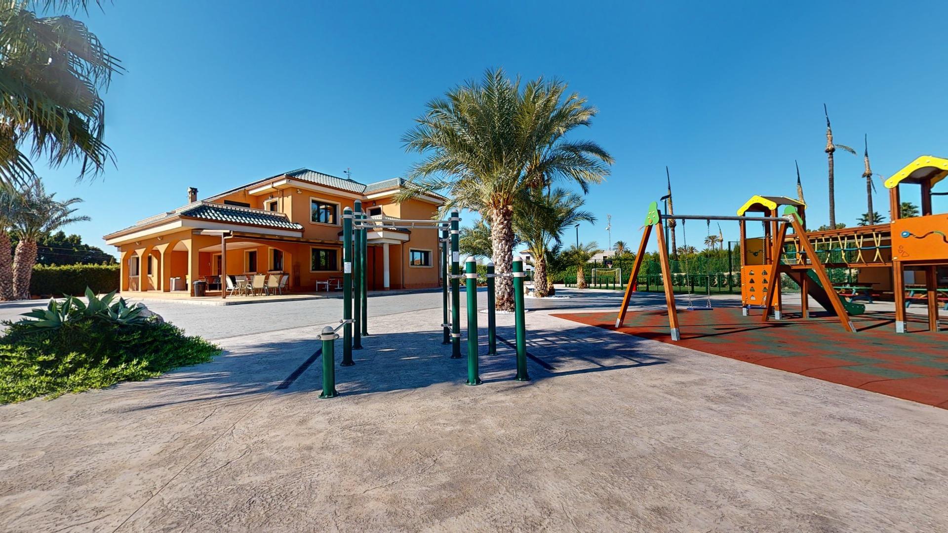 property image #0