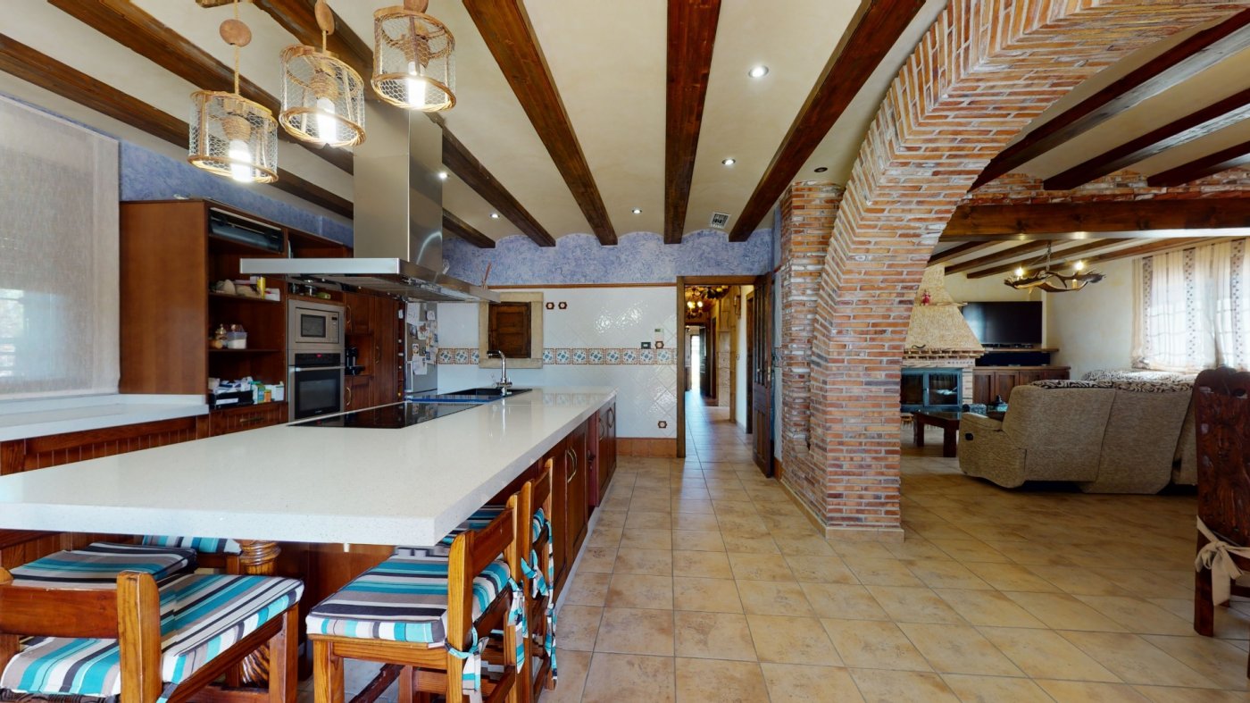 property image #1
