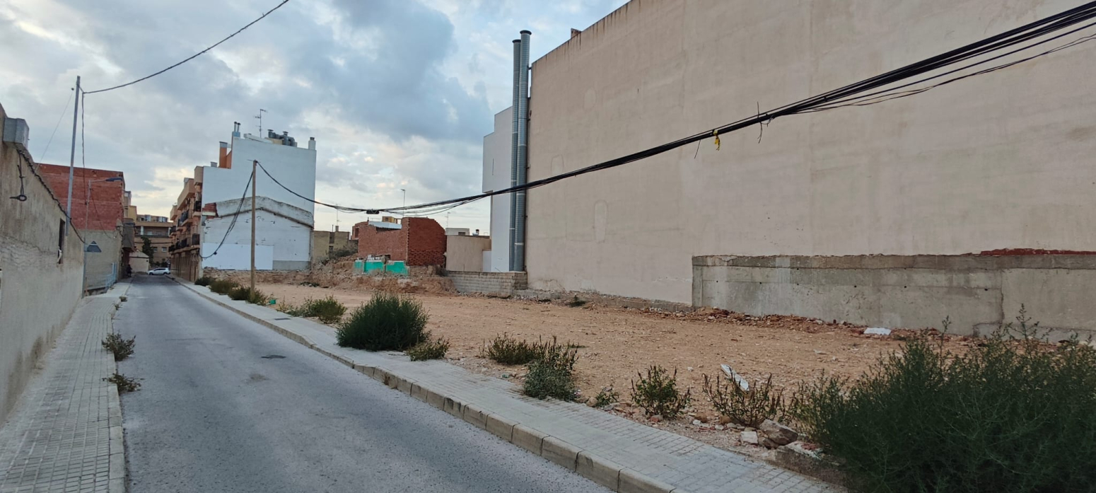 property image #3