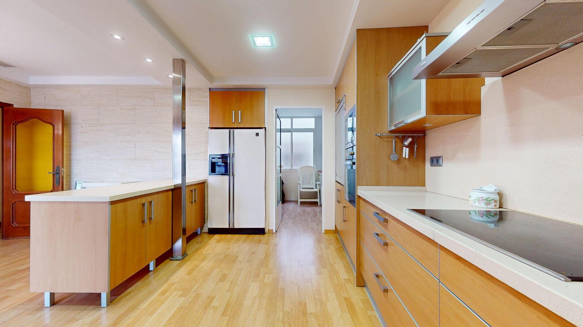 property image #2