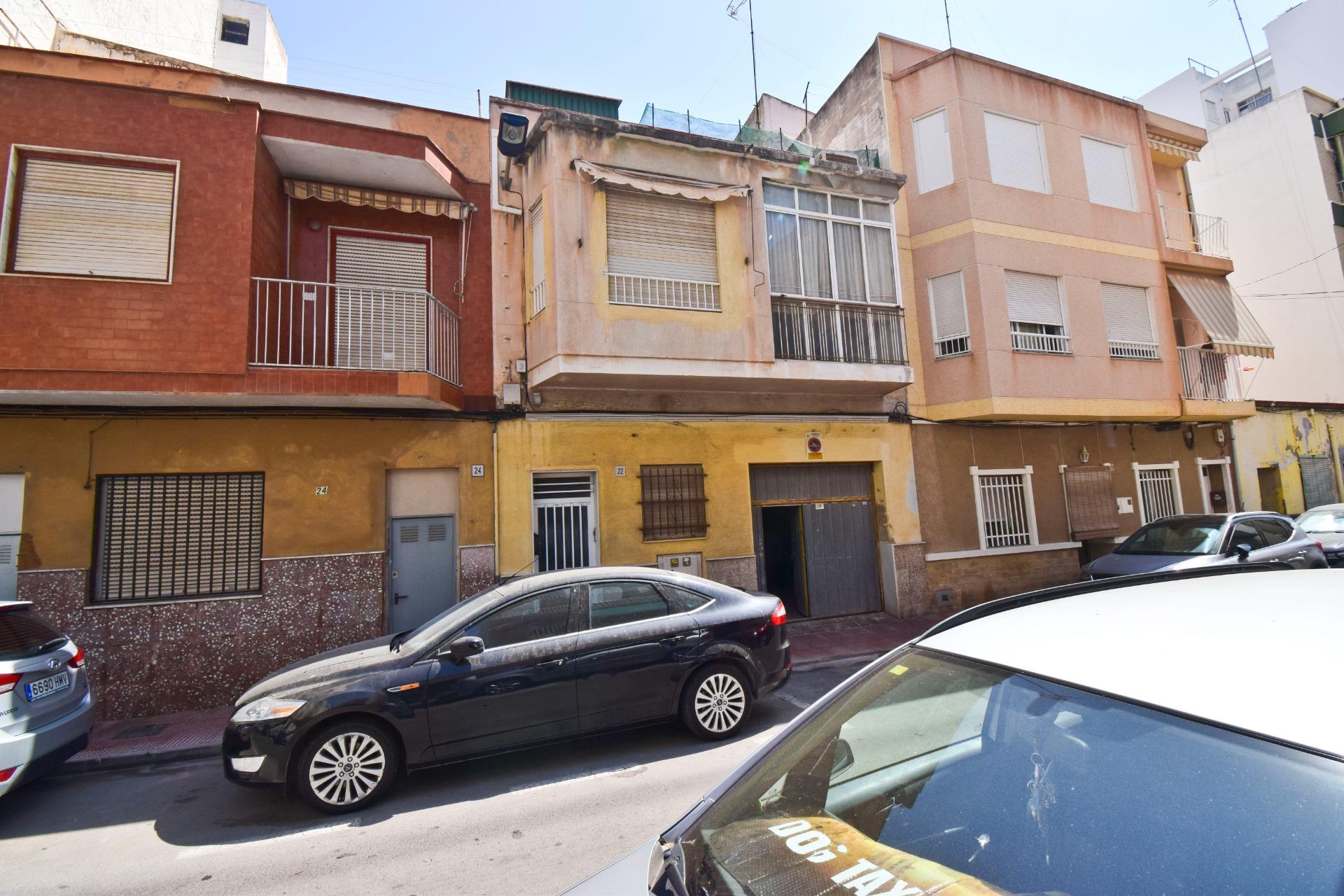 property image #0