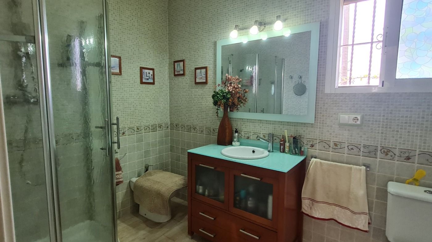property image #0