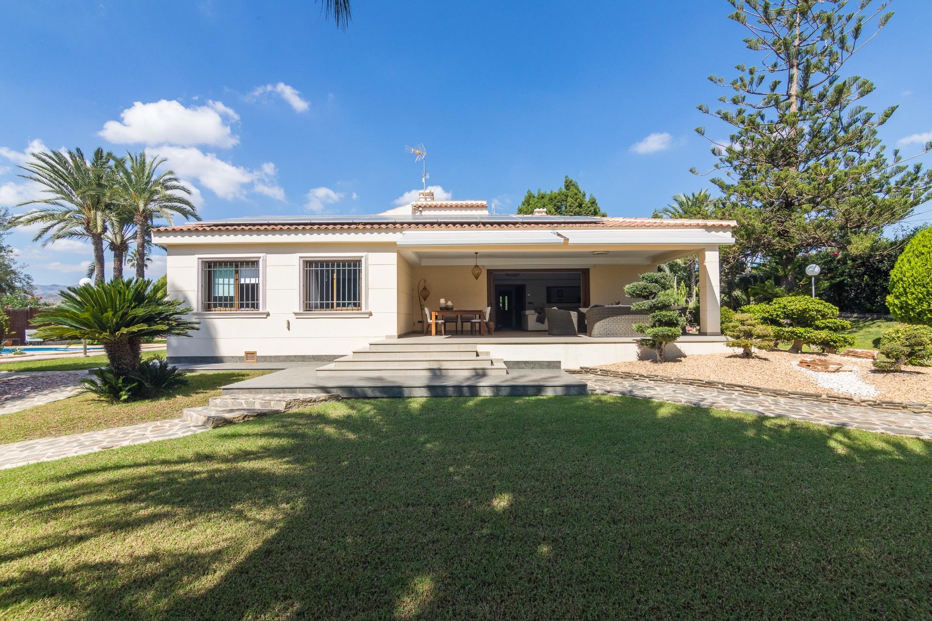 property image #3